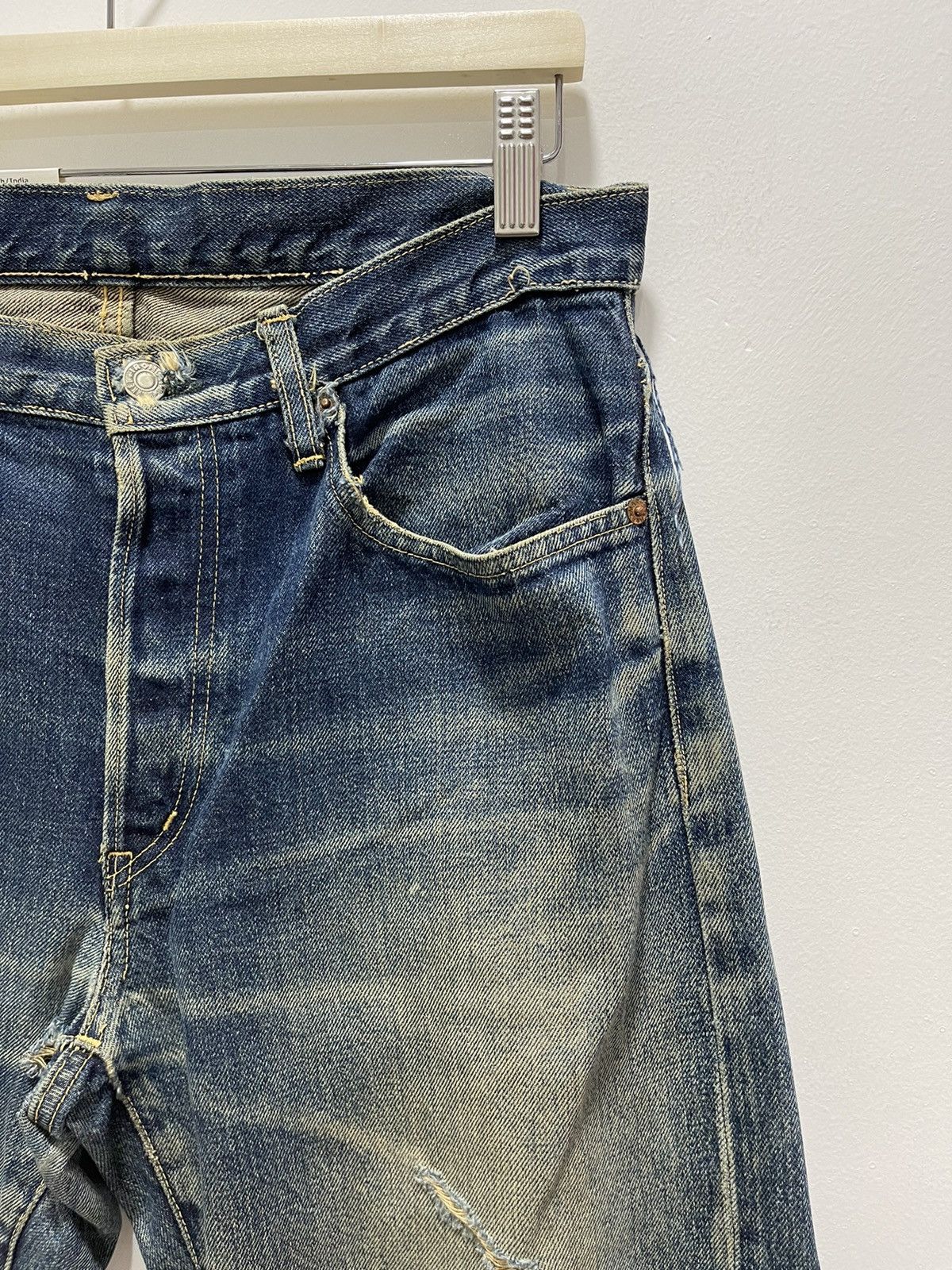 Japanese Brand DISTRESSED JAPANESE HR MARKET SELVEDGE DENIM JEANS Size US 31 - 3 Thumbnail