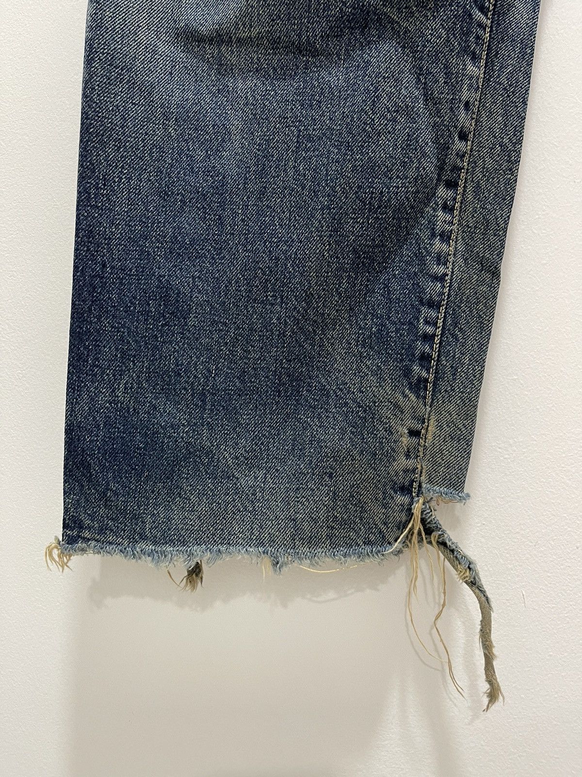 Japanese Brand DISTRESSED JAPANESE HR MARKET SELVEDGE DENIM JEANS Size US 31 - 9 Thumbnail