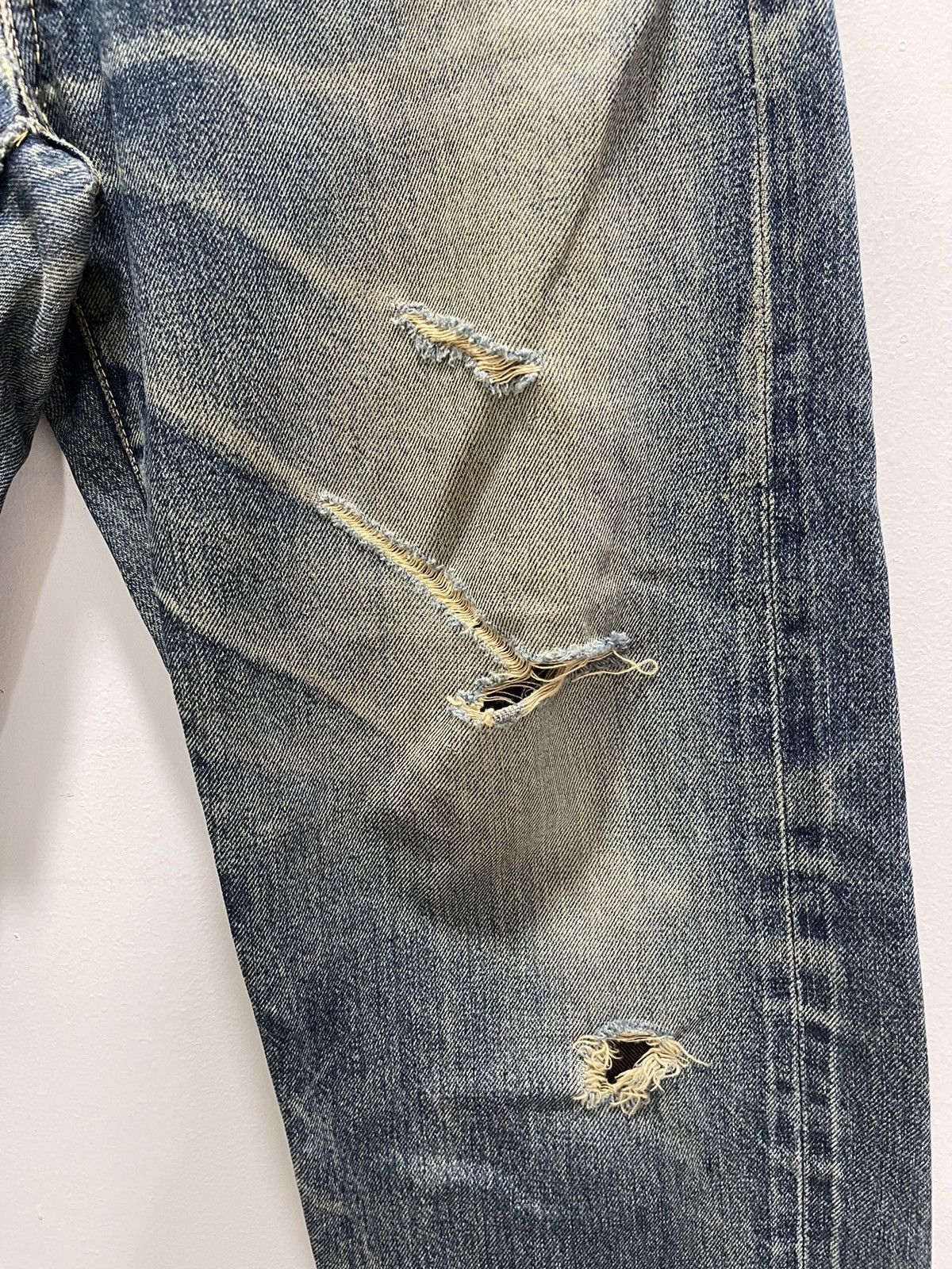 Japanese Brand DISTRESSED JAPANESE HR MARKET SELVEDGE DENIM JEANS Size US 31 - 6 Thumbnail