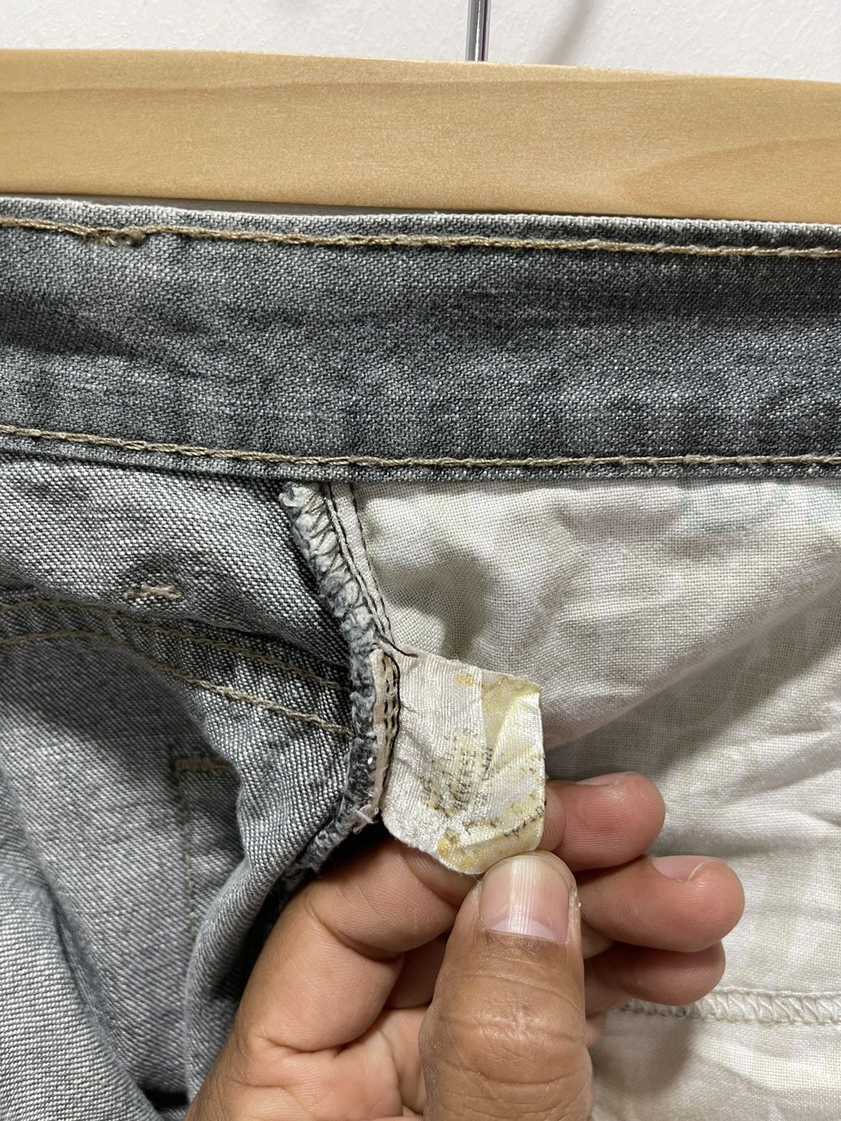 Vintage JAPANESE XLARGE BUTTON FLY DISTRESSED DENIM JEANS Size US 31 - 14 Thumbnail