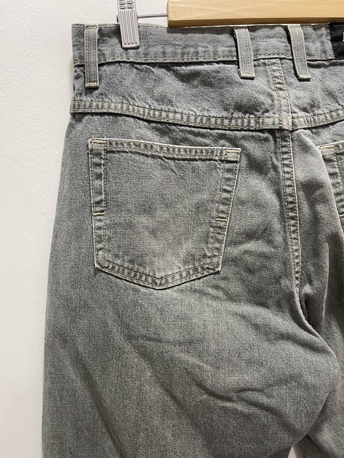 Vintage JAPANESE XLARGE BUTTON FLY DISTRESSED DENIM JEANS Size US 31 - 9 Thumbnail