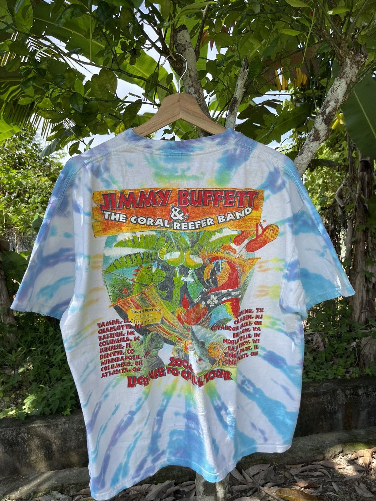 Band Tees VINTAGE JIMMY BUFFET BEACH 2004 TIE DYE TOUR TEE Size US XL / EU 56 / 4 - 3 Thumbnail