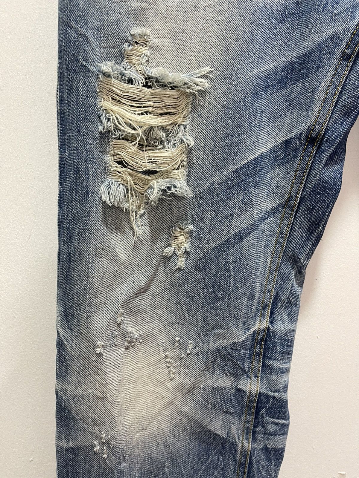 Japanese Brand VINTAGE BENDEVIS RIPPED STYLE WASHED BLUE DISTRESSED JEANS Size US 30 / EU 46 - 6 Thumbnail