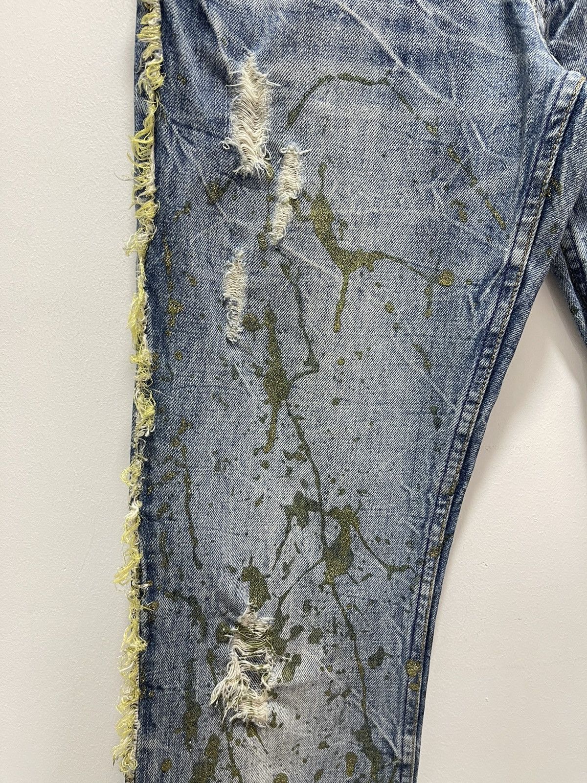 If Six Was Nine × Vintage JAPANESE RIPS SPLATTER GOLD FLARED LEG DISTRESSED JEANS Size US 30 / EU 46 - 7 Thumbnail