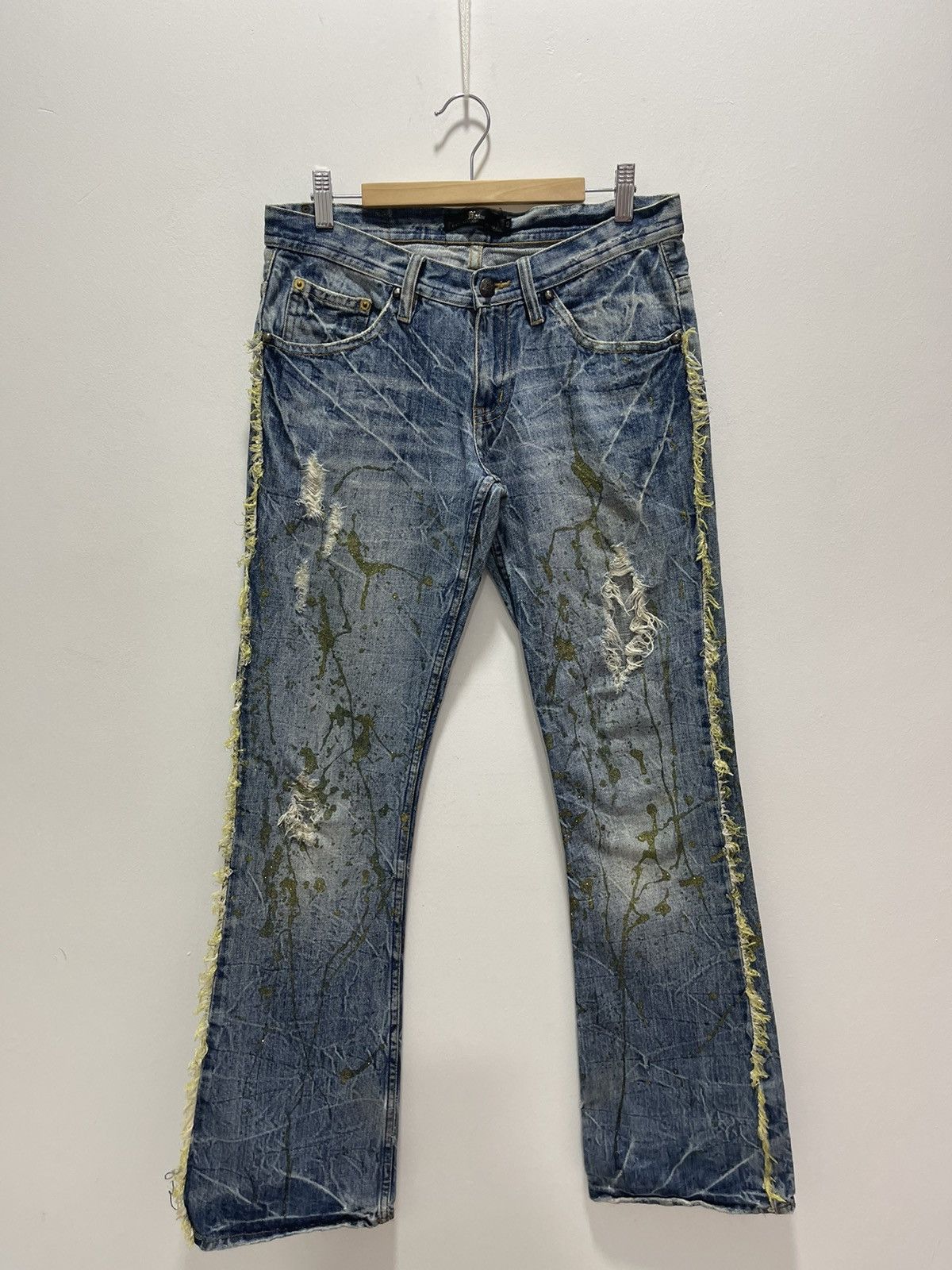 If Six Was Nine × Vintage JAPANESE RIPS SPLATTER GOLD FLARED LEG DISTRESSED JEANS Size US 30 / EU 46 - 1 Thumbnail