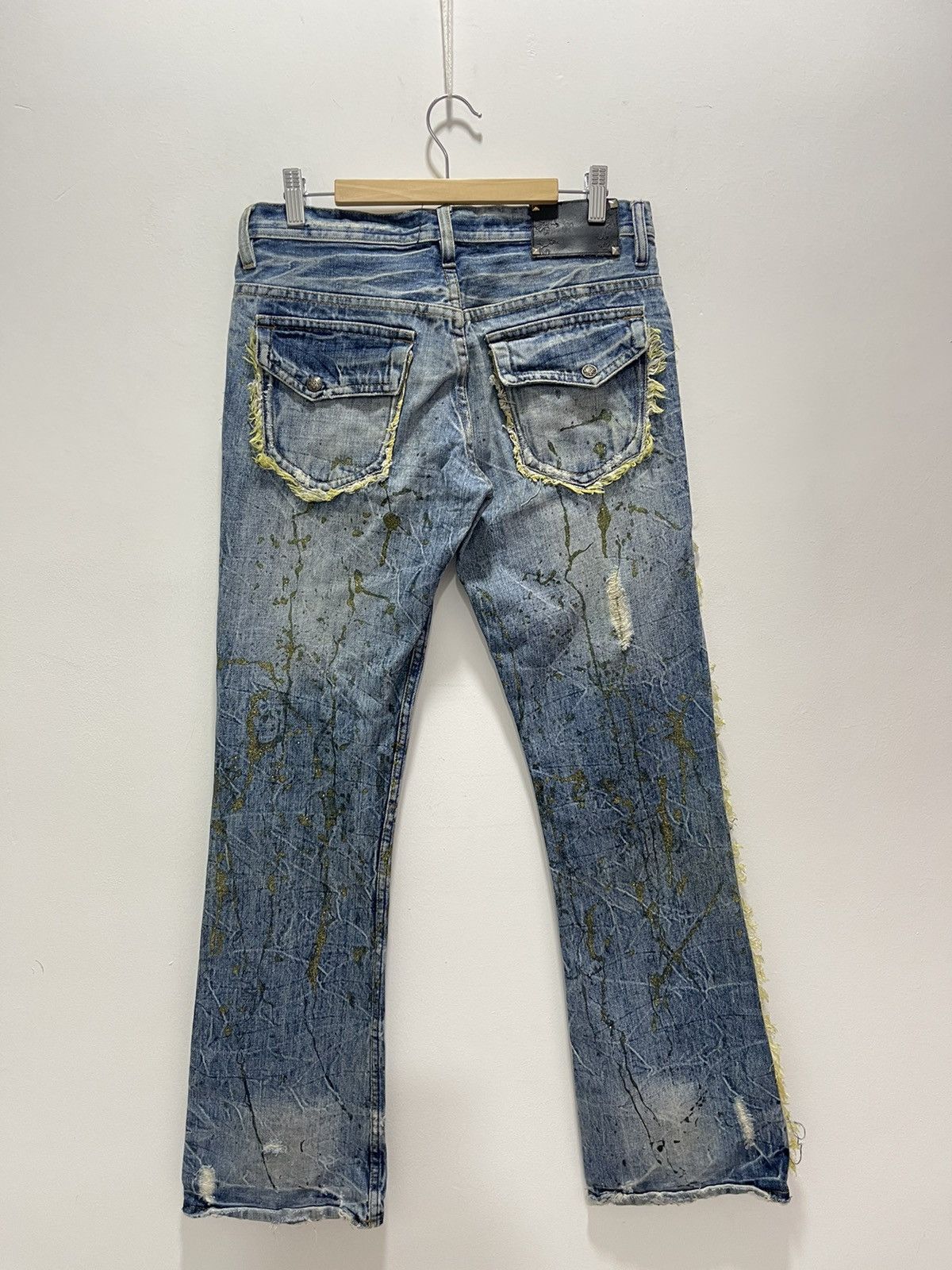 If Six Was Nine × Vintage JAPANESE RIPS SPLATTER GOLD FLARED LEG DISTRESSED JEANS Size US 30 / EU 46 - 9 Thumbnail