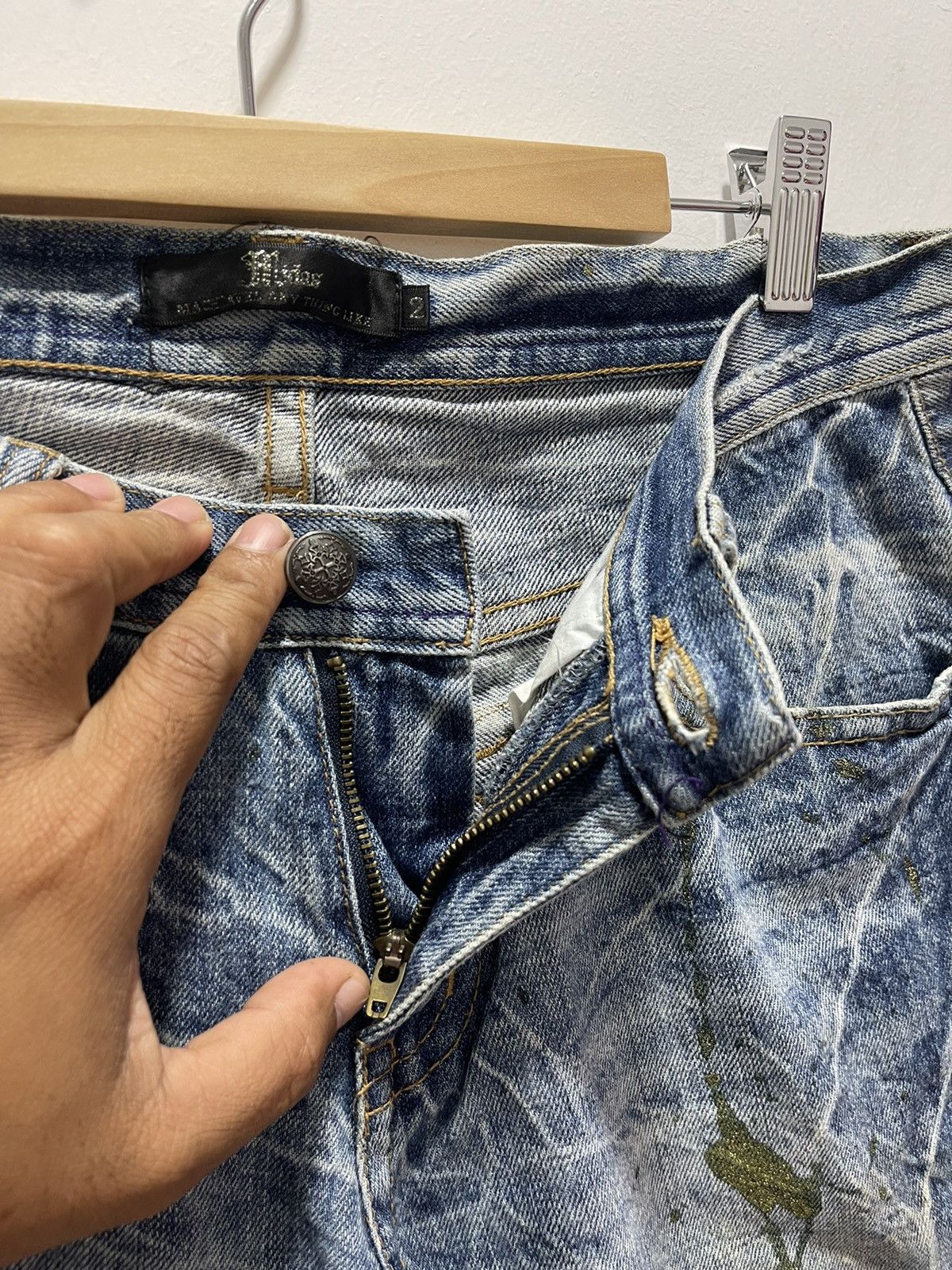 If Six Was Nine × Vintage JAPANESE RIPS SPLATTER GOLD FLARED LEG DISTRESSED JEANS Size US 30 / EU 46 - 8 Thumbnail