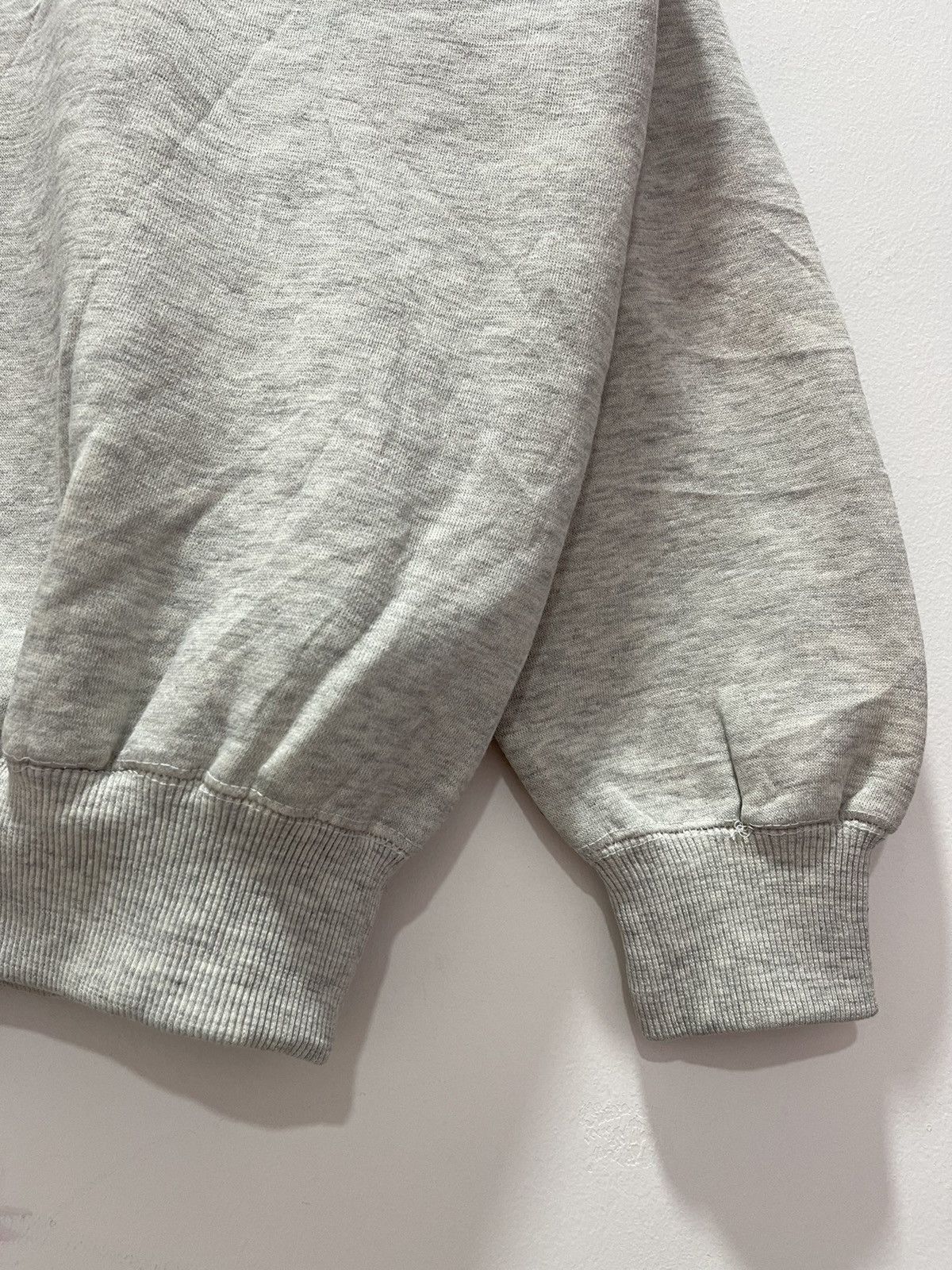 DKNY × Vintage VINTAGE 90s DKNY NYC SPELLOUT DISTRESSED SWEATSHIRT Size US L / EU 52-54 / 3 - 3 Thumbnail