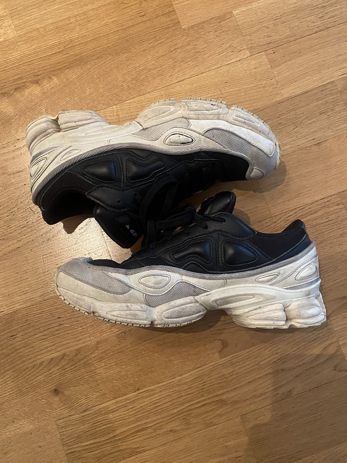 raf simons ozweego black