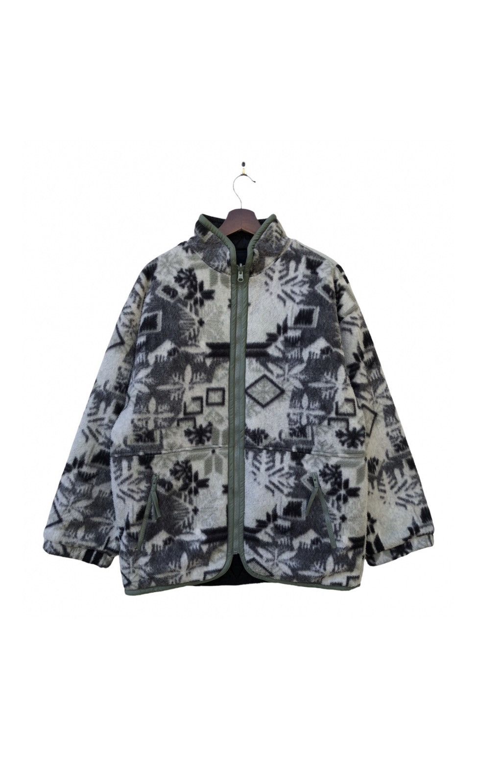 Japanese Brand 🔥Brand Tyrolia FullPrint Fleece Quilt Revisible Size US L / EU 52-54 / 3 - 1 Thumbnail