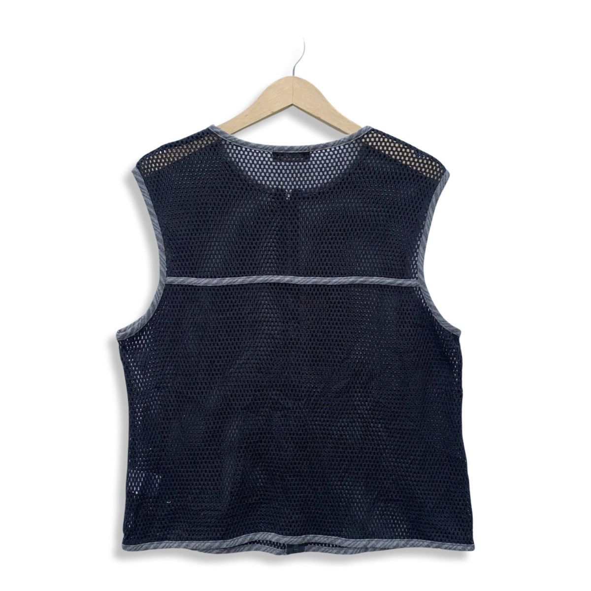 20471120 y2k japanes brand mesh tank top looks like helmut lang Size US L / EU 52-54 / 3 - 3 Thumbnail