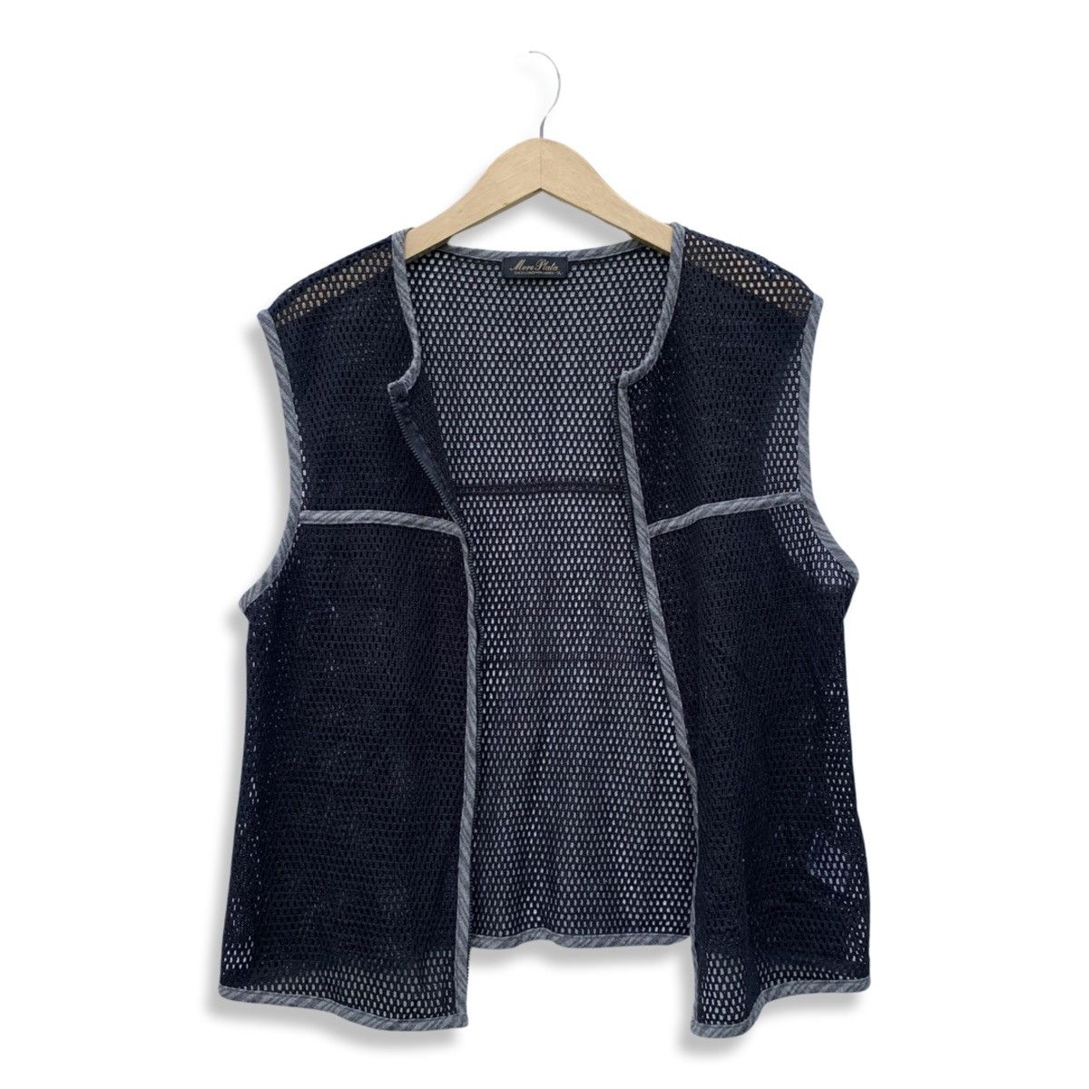 20471120 y2k japanes brand mesh tank top looks like helmut lang Size US L / EU 52-54 / 3 - 2 Thumbnail