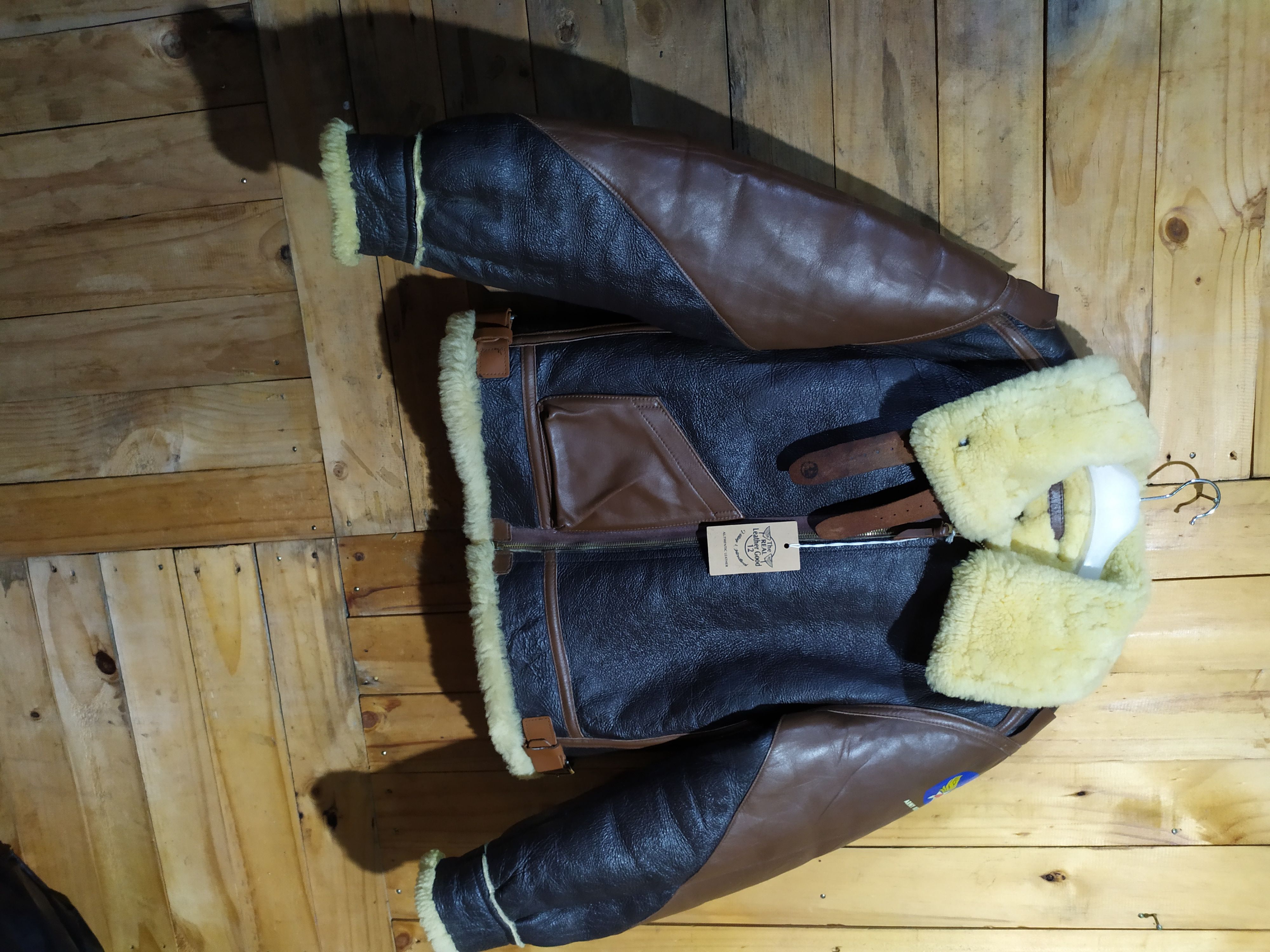 Buzz Rickson's B.RICKSON CLO. CO LEATHER DUO TONE TYPE B3 FLIGHT JACKET Size US M / EU 48-50 / 2 - 8 Thumbnail