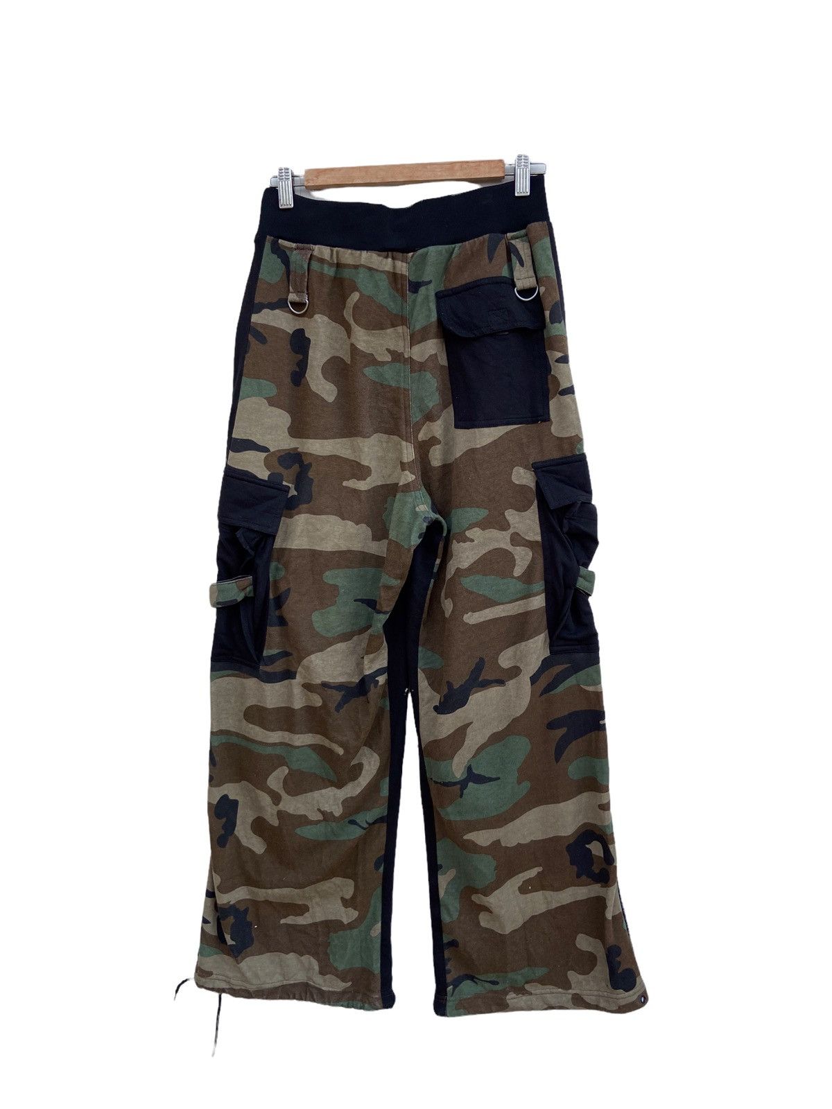 Los Angeles Apparel LOS ANGELES TERRITORY CAMOUFLAGE PARACHUT CARGO PANT Size US 32 / EU 48 - 2 Thumbnail