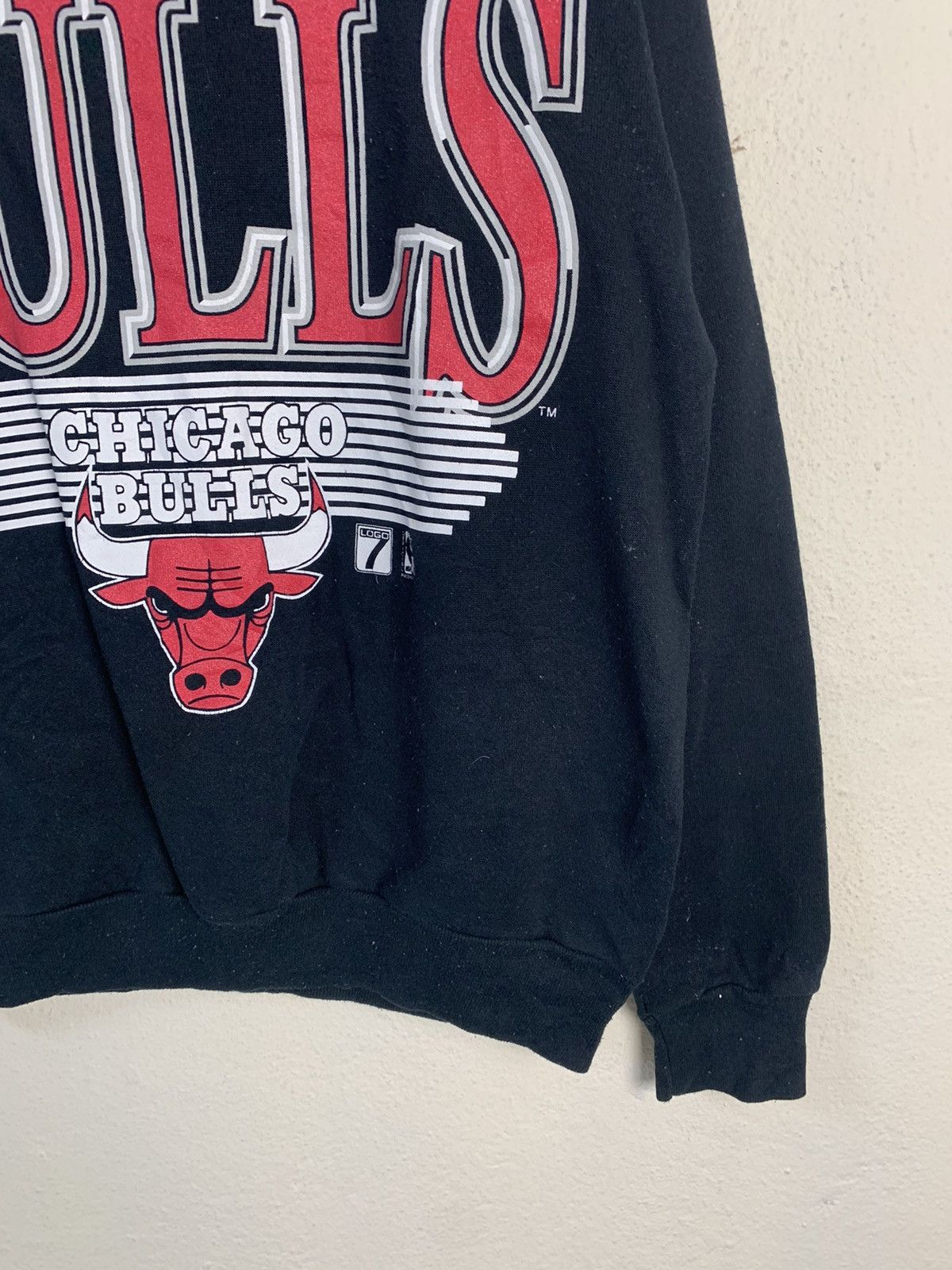 NBA Vintage Chicago Bulls Spellout Big Logo Sweatshirt Size US L / EU 52-54 / 3 - 2 Thumbnail