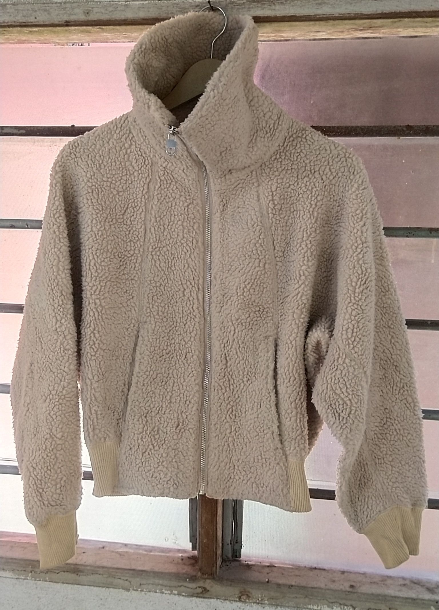 image of Jun Takahashi x Undercover Uniqlo Sherpa Jacket M, Men's (Size Medium)