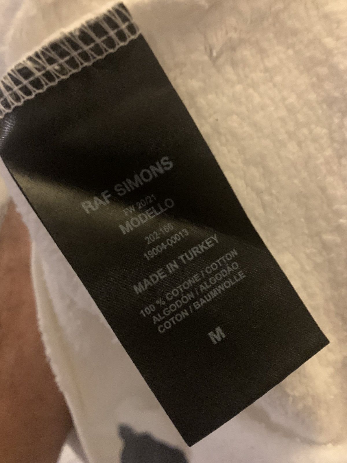 Raf Simons The others distressed sweater Fw20/21 Size US M / EU 48-50 / 2 - 3 Thumbnail