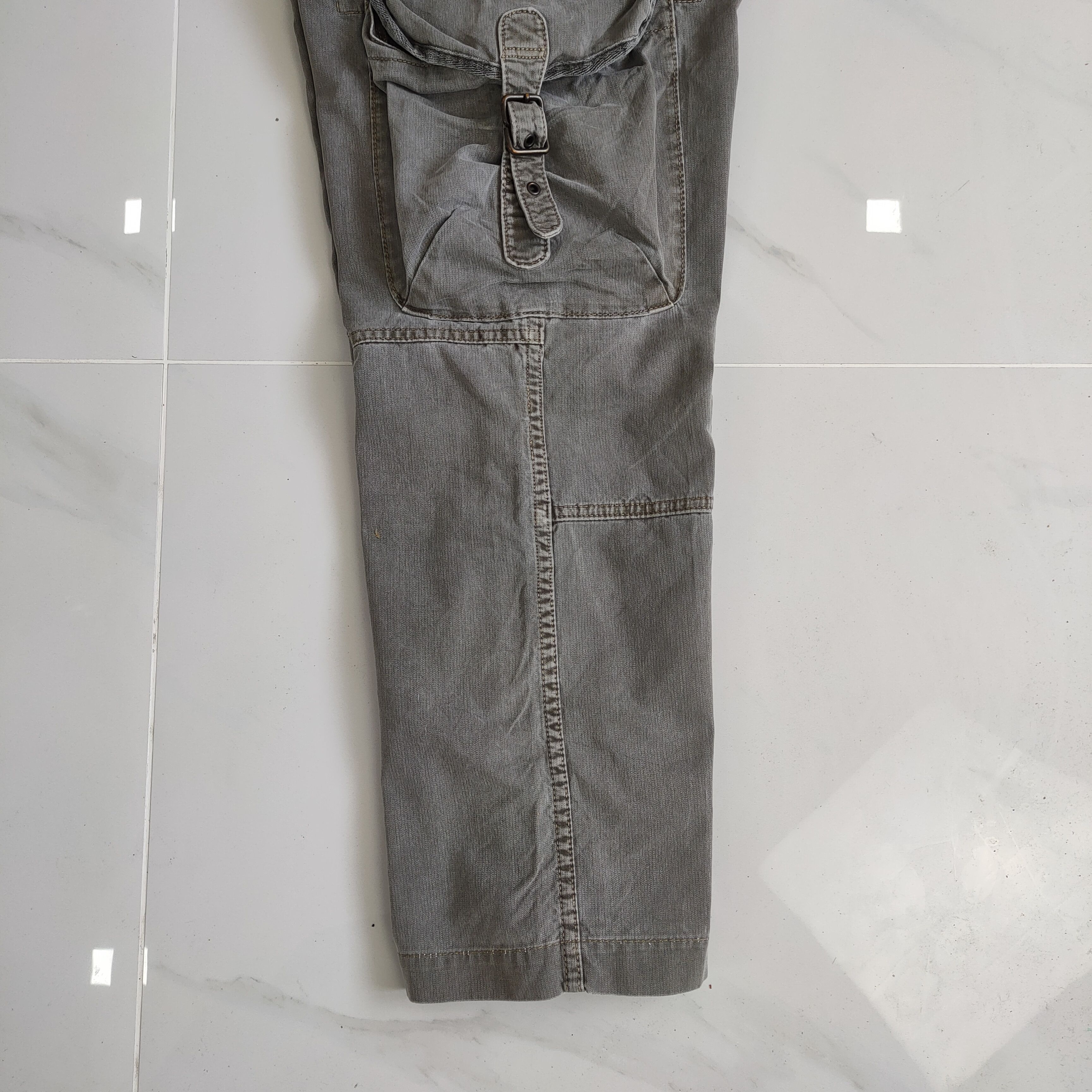 Japanese Brand VINTAGE JAPANESE DOUBLE KNEE FADED CARGO PANTS Size US 30 / EU 46 - 12 Thumbnail