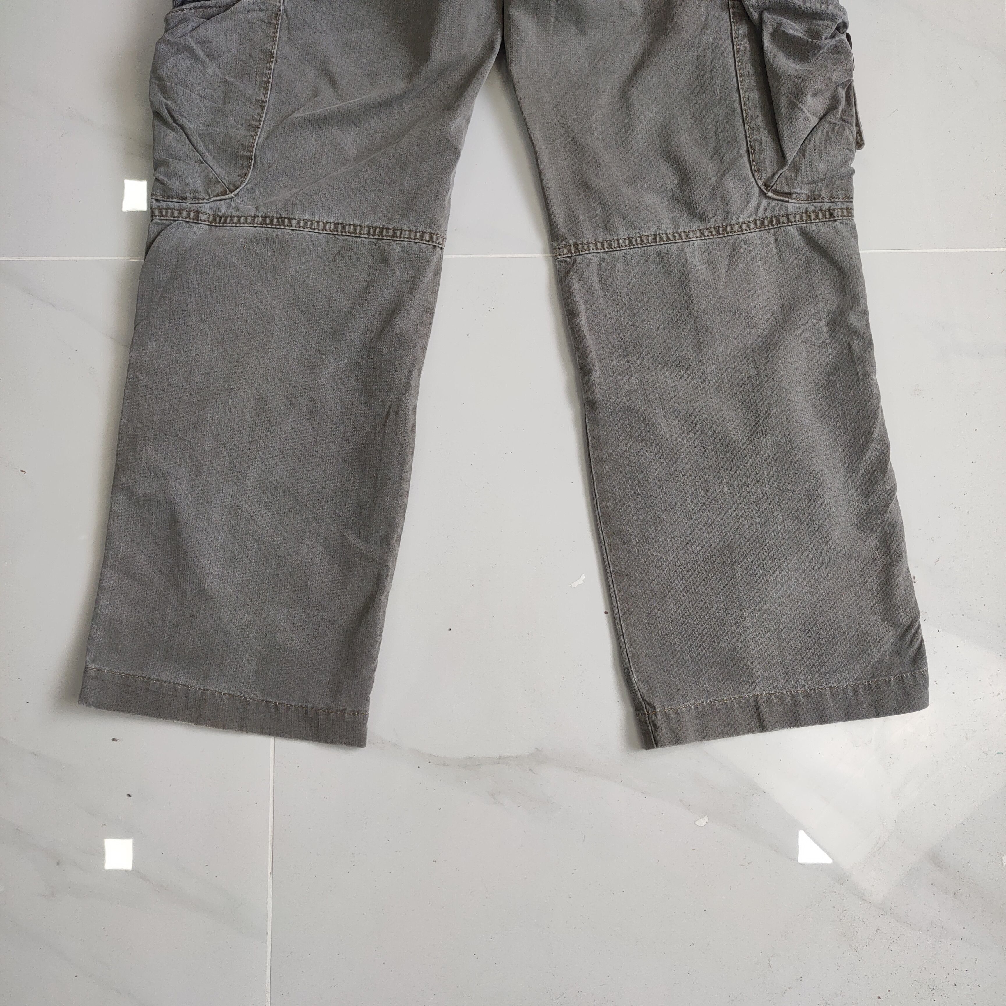 Japanese Brand VINTAGE JAPANESE DOUBLE KNEE FADED CARGO PANTS Size US 30 / EU 46 - 8 Thumbnail