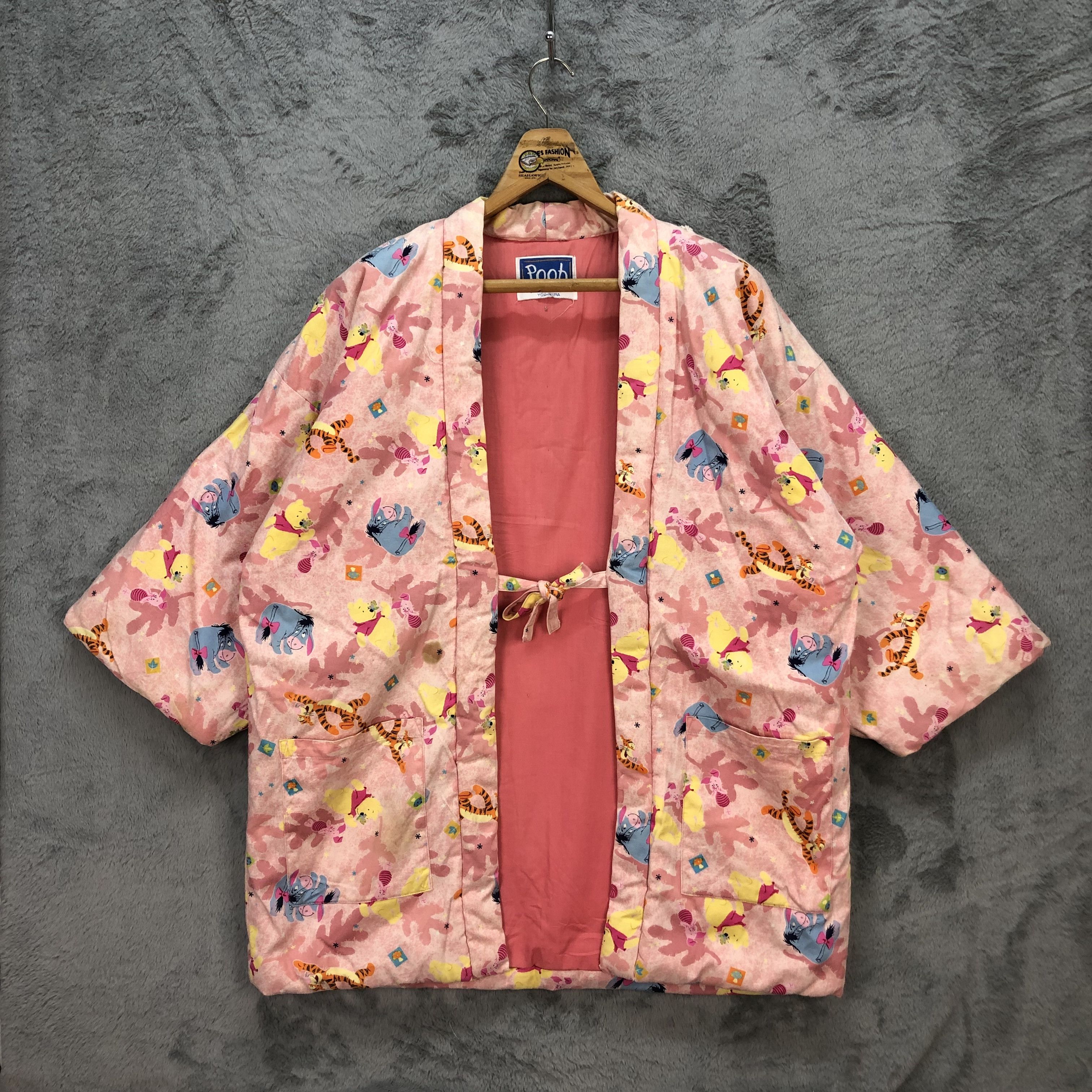 Disney VINTAGE POOH DISNEY CHARACTERS CARDIGAN / KIMONO #5696-203 Size US L / EU 52-54 / 3 - 1 Thumbnail