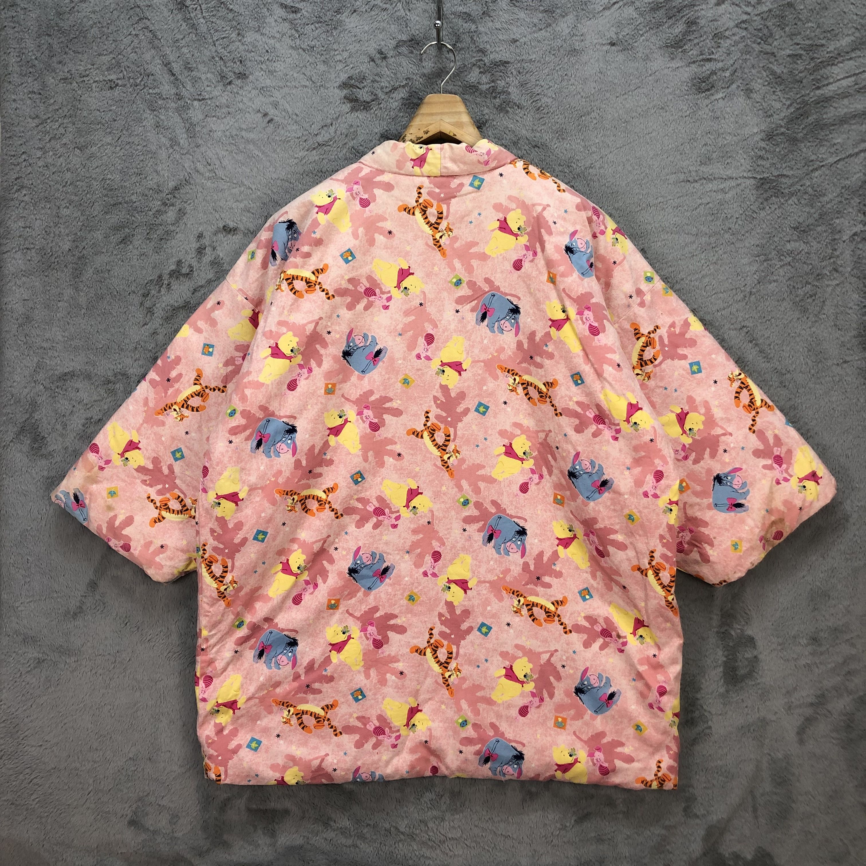 Disney VINTAGE POOH DISNEY CHARACTERS CARDIGAN / KIMONO #5696-203 Size US L / EU 52-54 / 3 - 13 Thumbnail