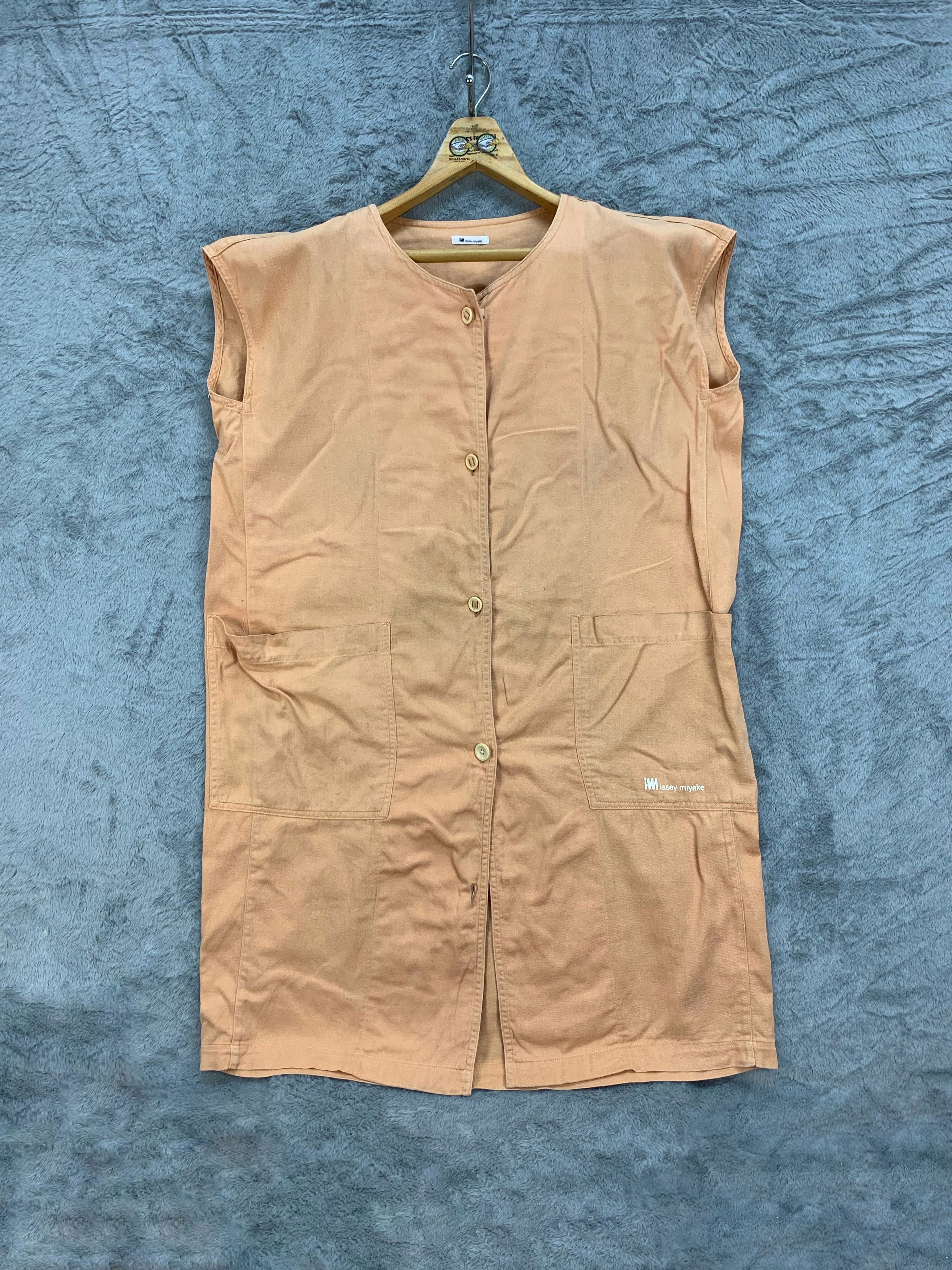 Issey Miyake IM STUDIO ISSEY MIYAKE SQUIRREL SLEEVELESS SHIRT #4381-151 Size L / US 10 / IT 46 - 1 Thumbnail