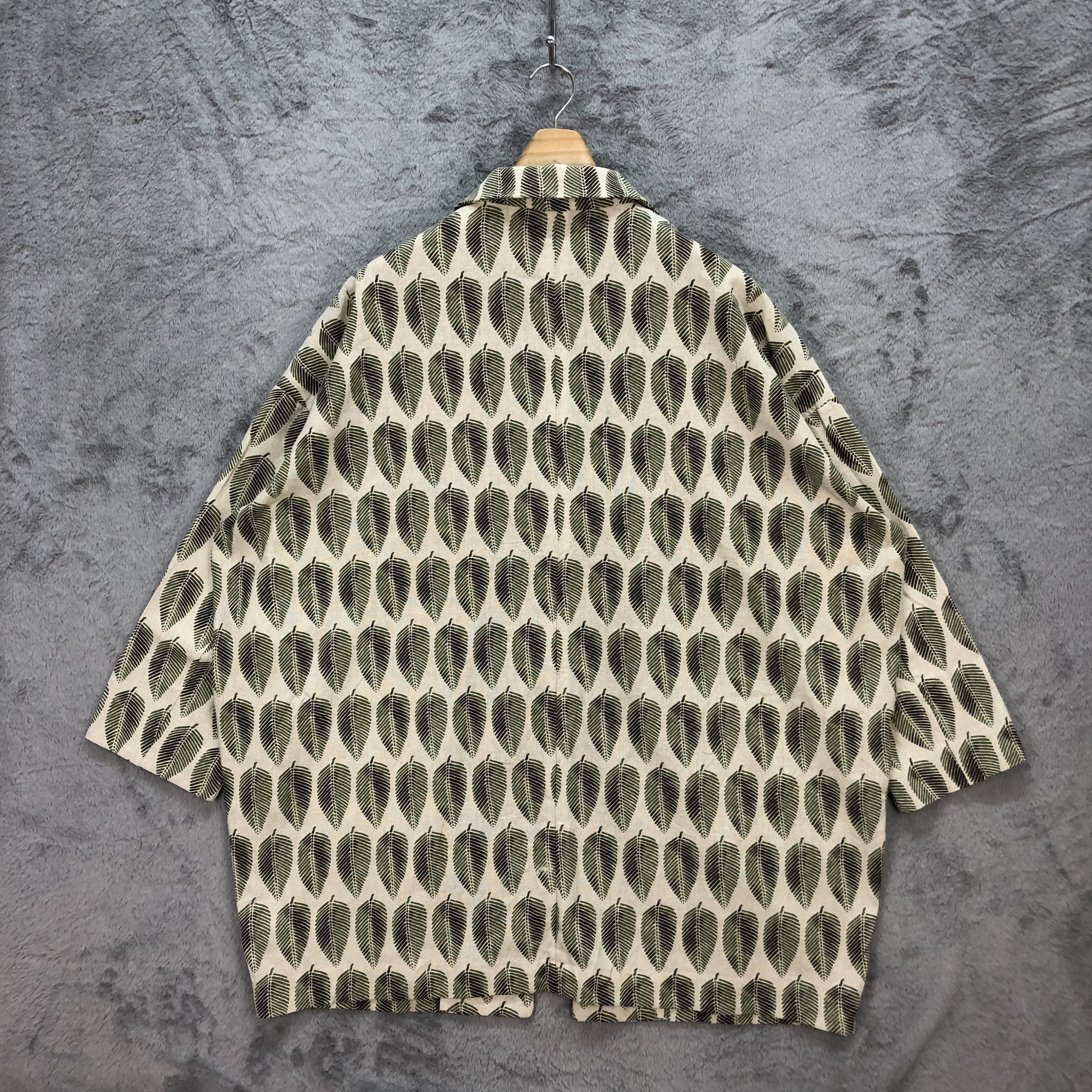 Japanese Brand STARROOM LEAF PRINTED BIG SIZE CARDIGAN / JACKET #5700-203 Size ONE SIZE - 11 Thumbnail