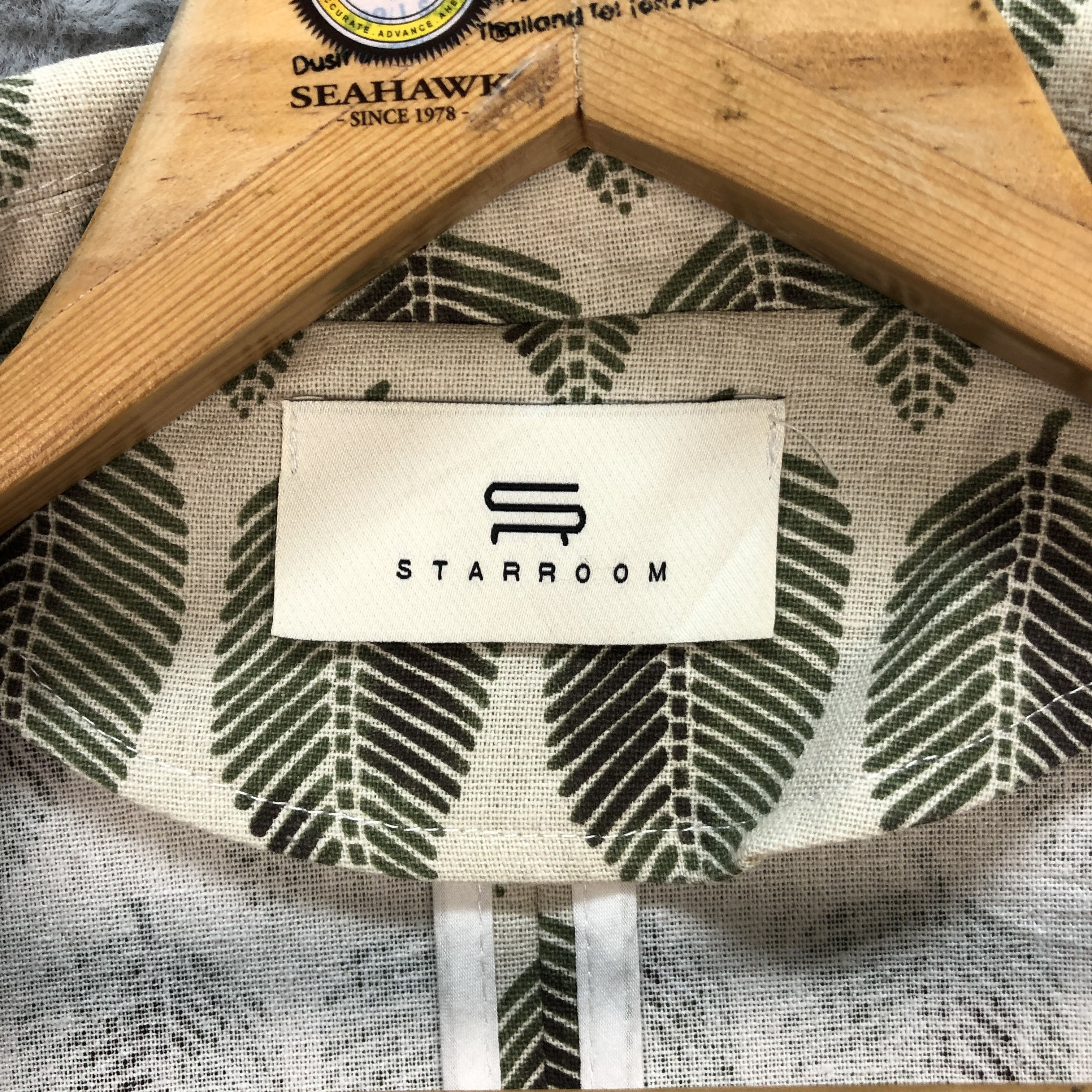 Japanese Brand STARROOM LEAF PRINTED BIG SIZE CARDIGAN / JACKET #5700-203 Size ONE SIZE - 8 Thumbnail