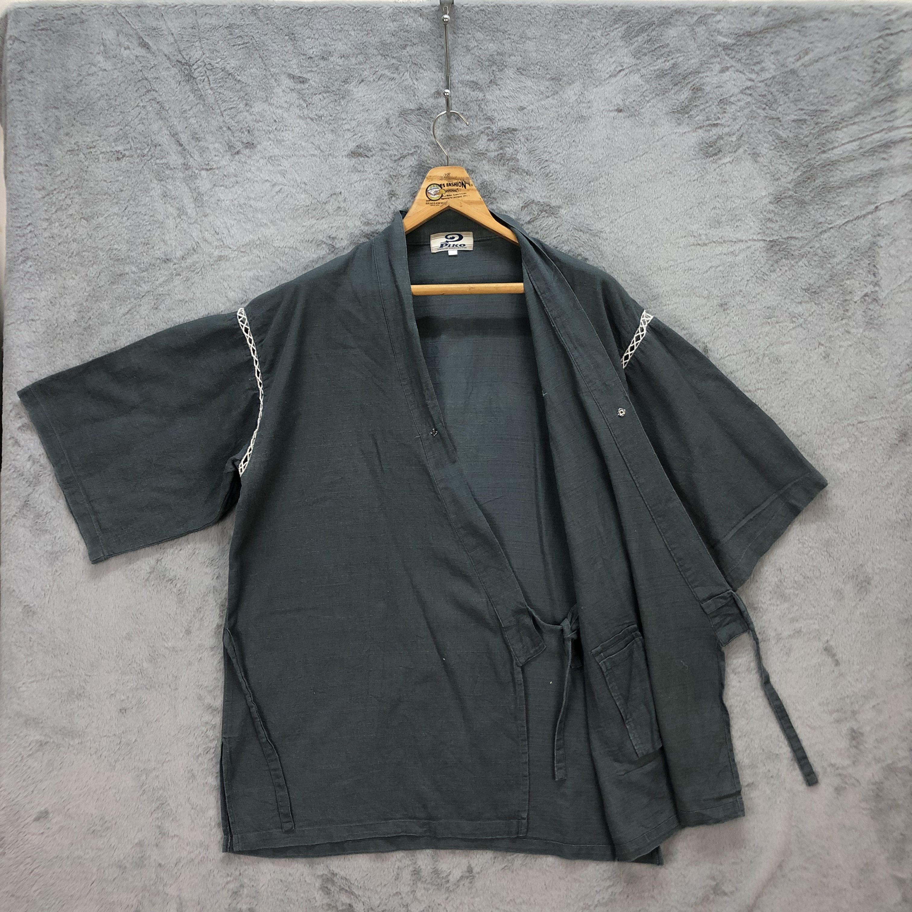 Other VINTAGE PIKO HAWAIIAN LONGBOARD WEAR KIMONO #5698-203 Size US M / EU 48-50 / 2 - 14 Thumbnail