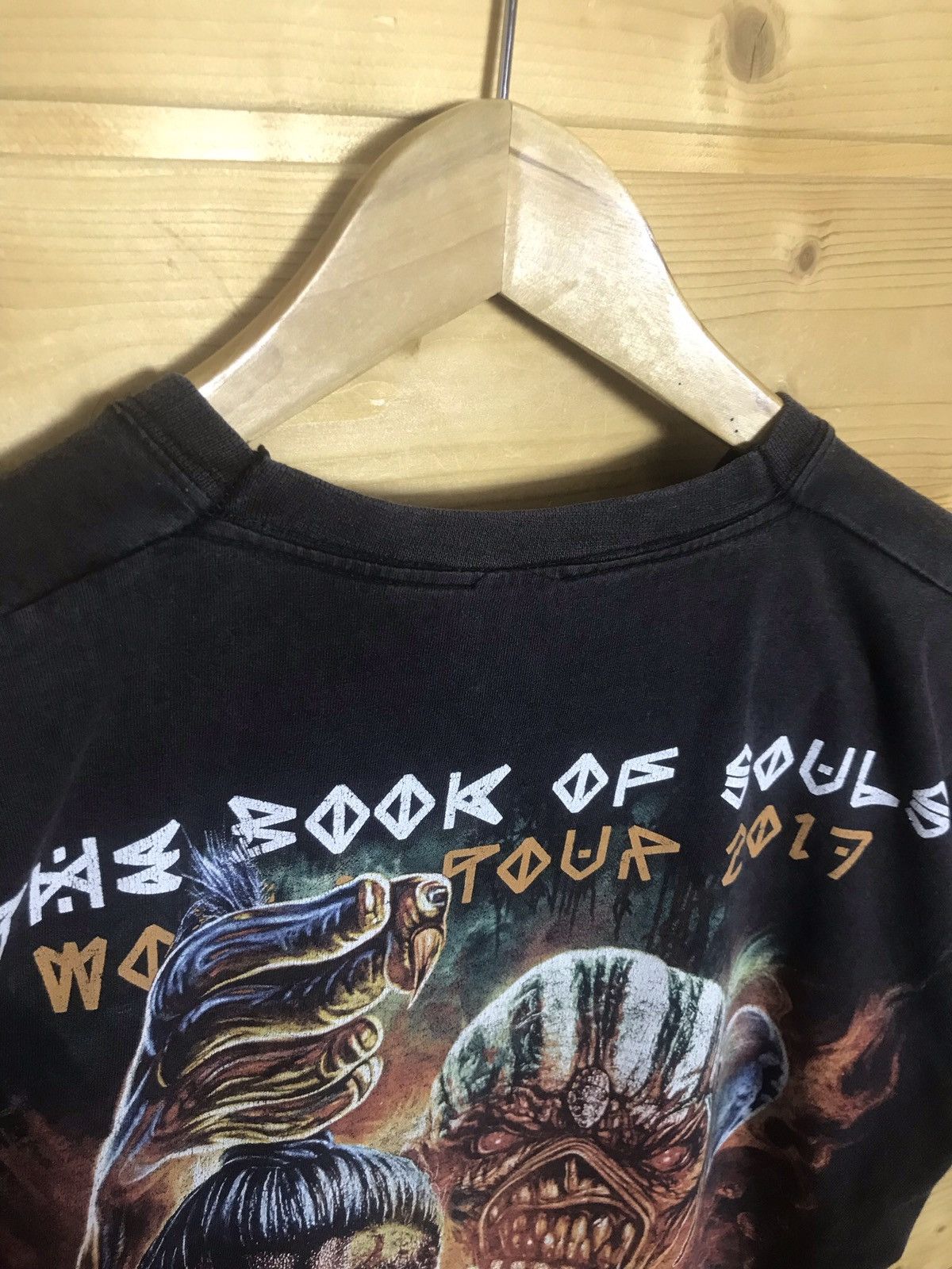 Band Tees Iron Maiden 2017 tour t-shirt Size US S / EU 44-46 / 1 - 17 Thumbnail
