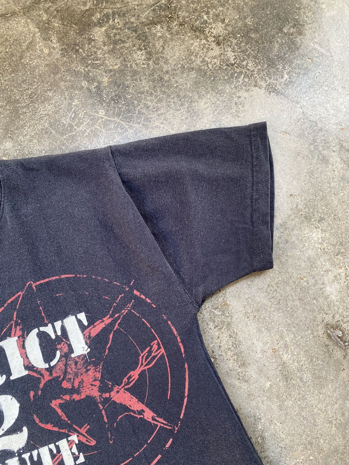 Vintage Vintage Distressed The Hunger Games Movie Tees Size US S / EU 44-46 / 1 - 6 Thumbnail
