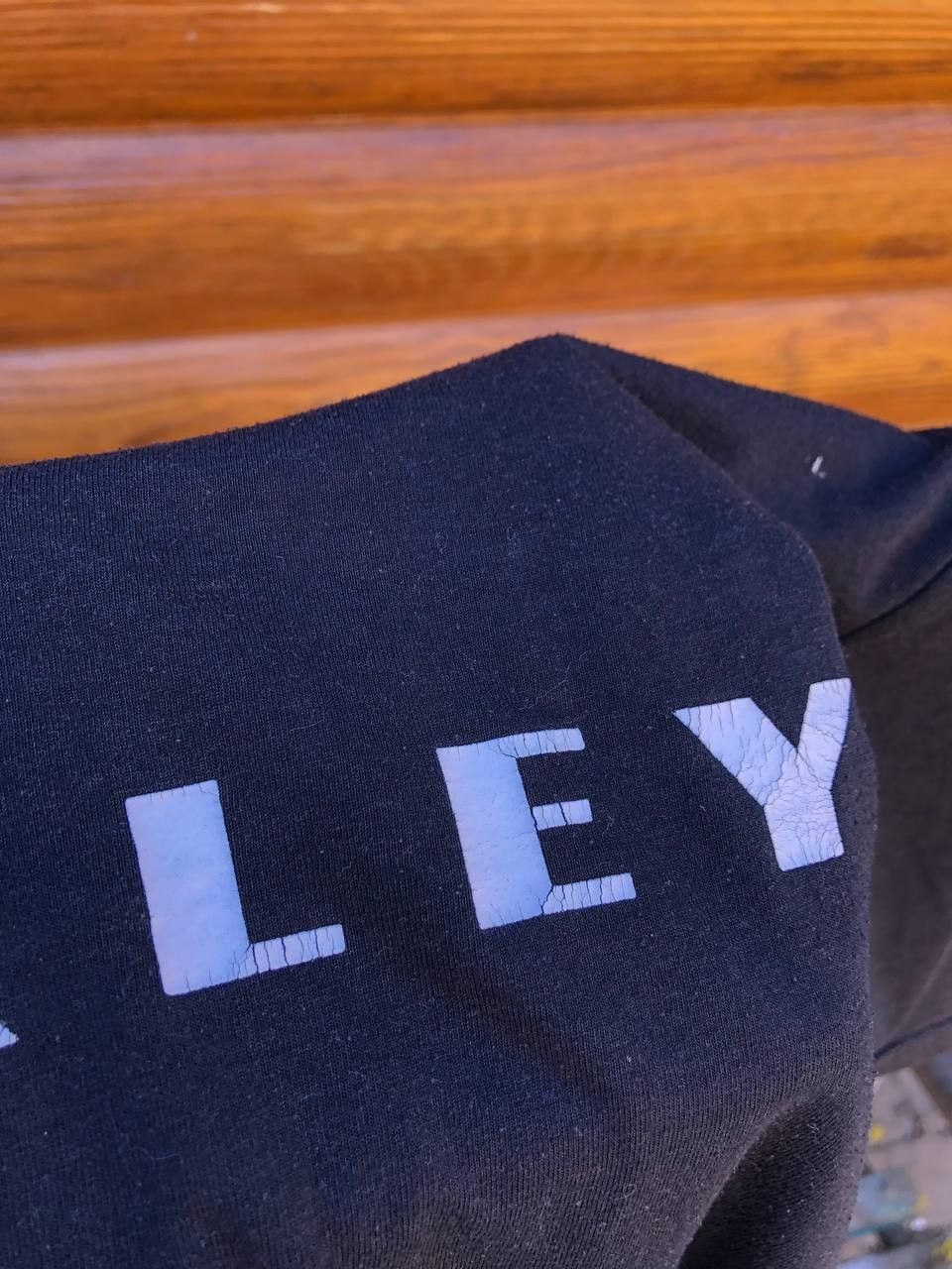 Vintage Vintage Oakley Tee Shirt Size US S / EU 44-46 / 1 - 7 Thumbnail