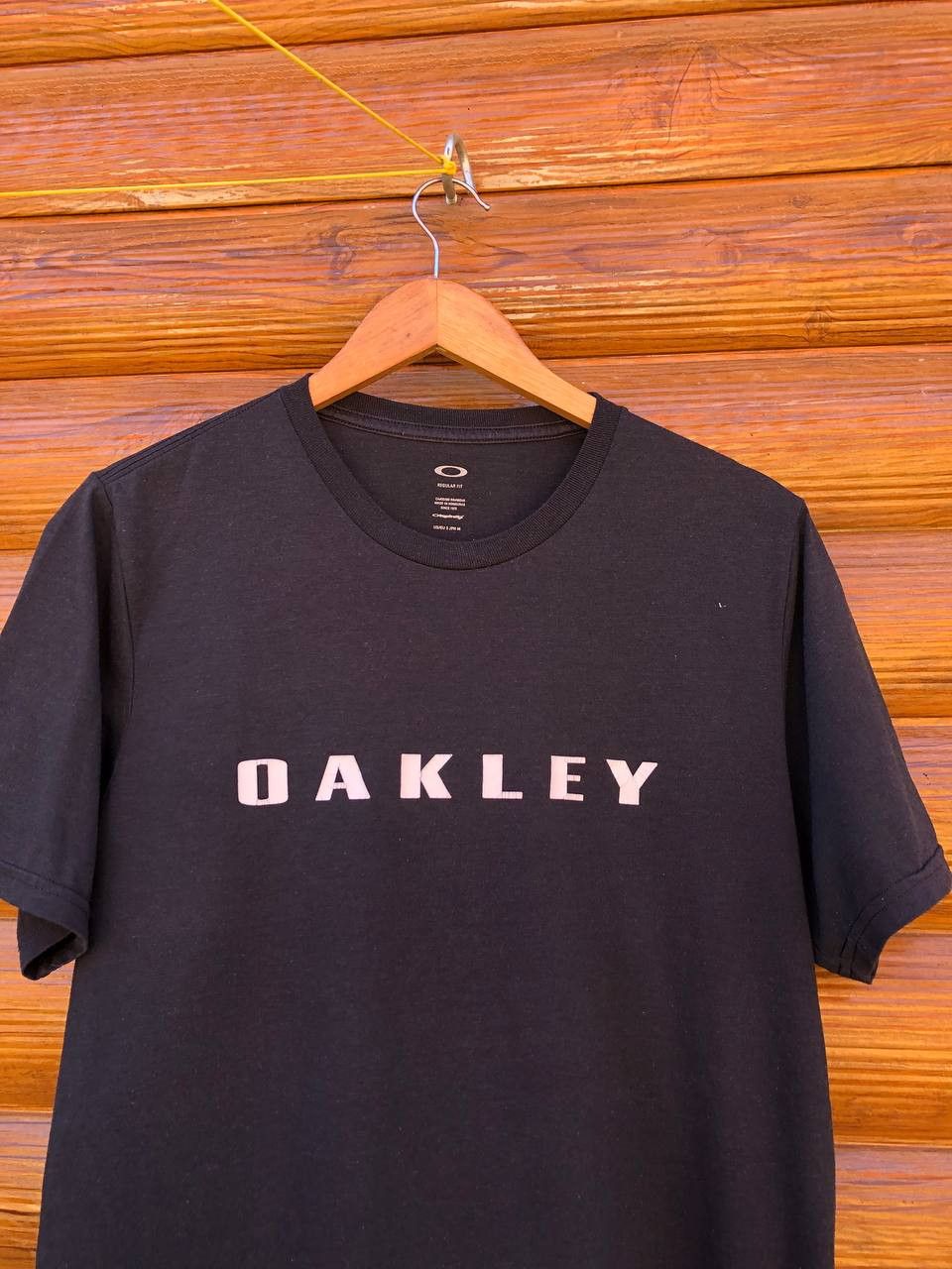 Vintage Vintage Oakley Tee Shirt Size US S / EU 44-46 / 1 - 2 Thumbnail
