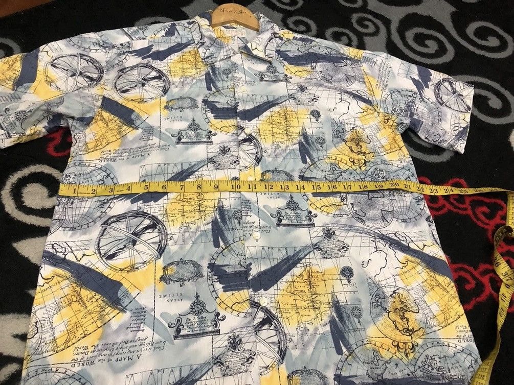 Vintage Vintage Map Motive Hawaiian Aloha Design Shirt Size US L / EU 52-54 / 3 - 11 Thumbnail