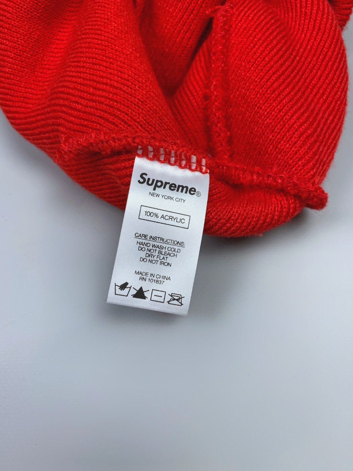 Supreme Supreme Lenticular Patch Beanie Red Winter Hat One Size Size ONE SIZE - 5 Thumbnail