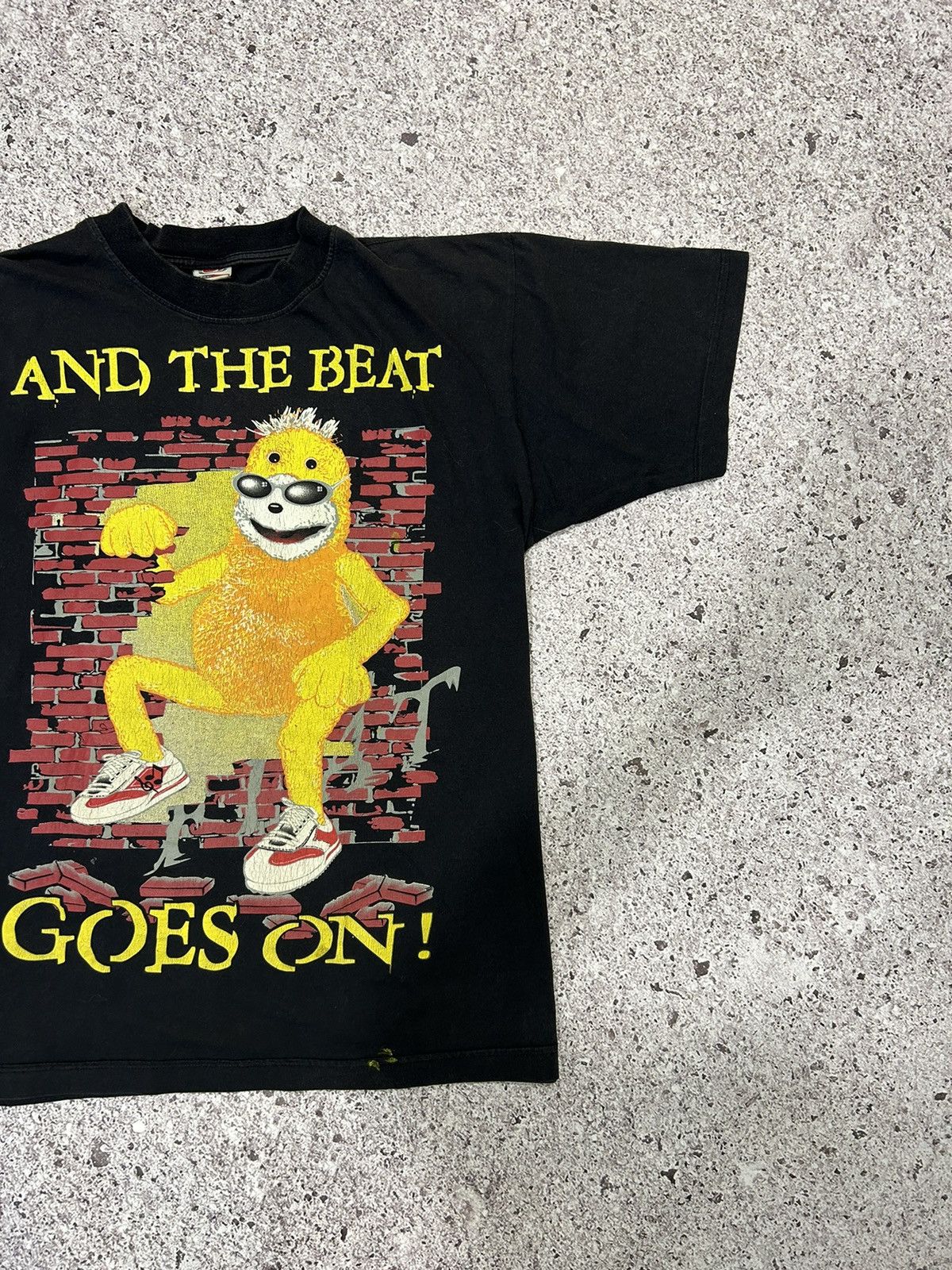 Band Tees × Vintage Vintage The Whispers And The beat Goes On Promo Rock T-shirt Size US L / EU 52-54 / 3 - 3 Thumbnail