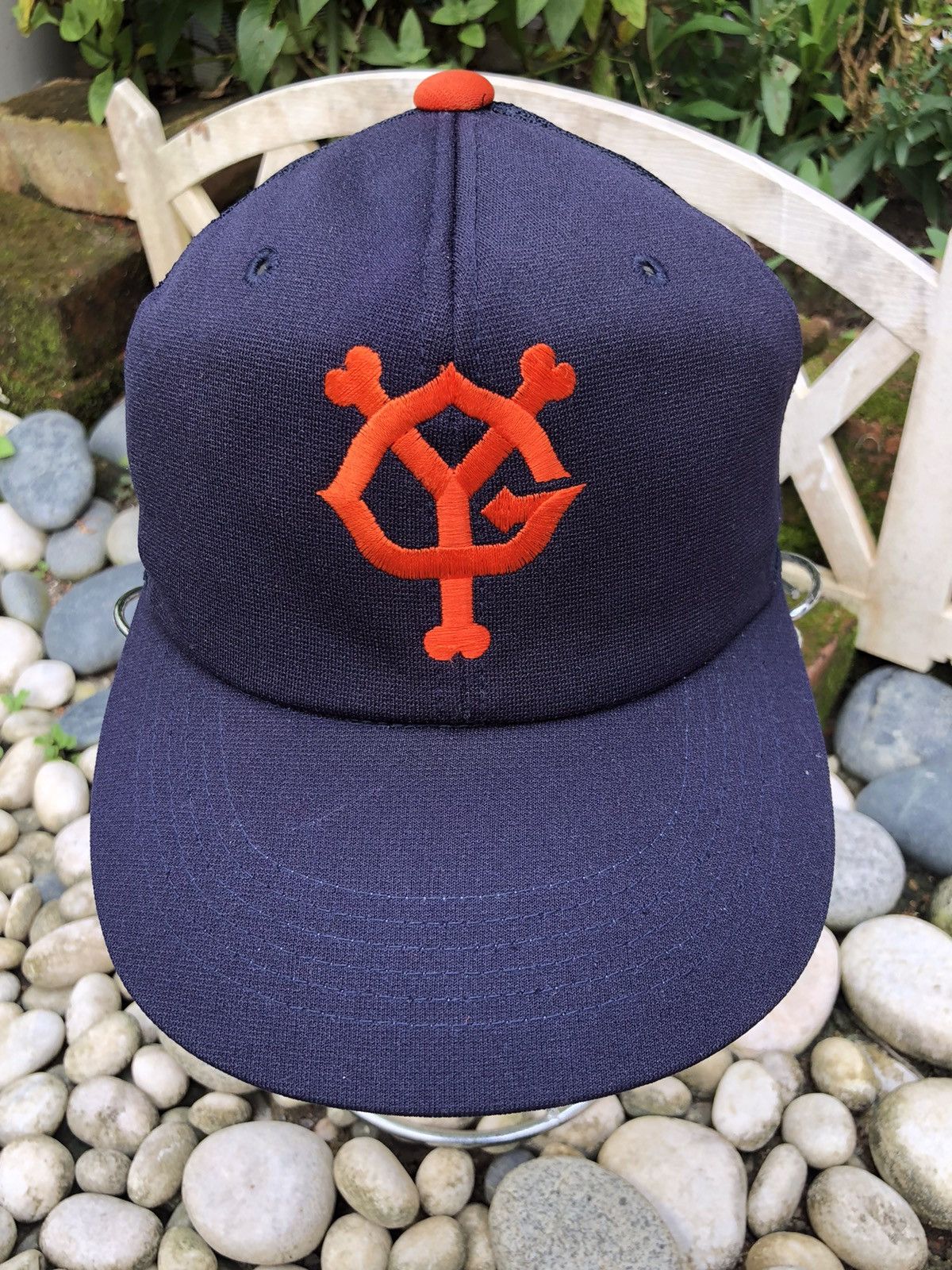 Japanese Brand COMBO TOKYO YOMIURI GIANTS BASEBALL TRUCKERS CAP HAT Size ONE SIZE - 3 Thumbnail