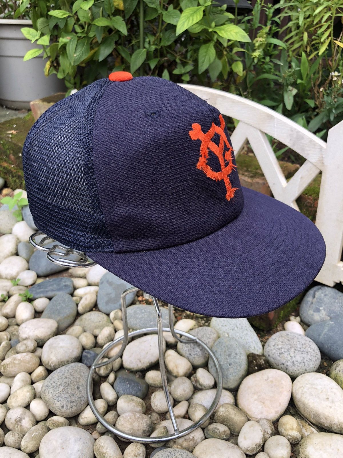 Japanese Brand COMBO TOKYO YOMIURI GIANTS BASEBALL TRUCKERS CAP HAT Size ONE SIZE - 16 Thumbnail