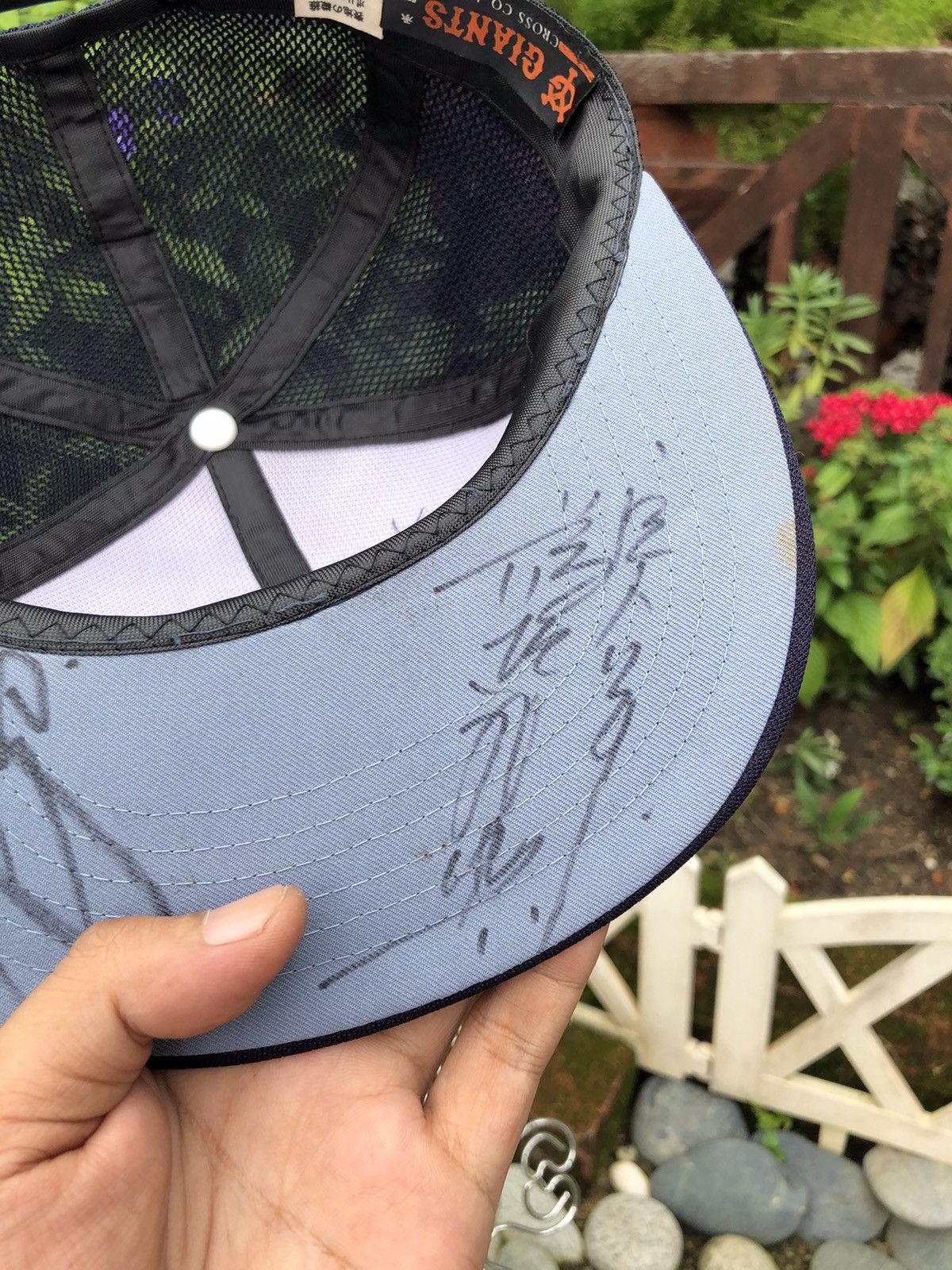 Japanese Brand COMBO TOKYO YOMIURI GIANTS BASEBALL TRUCKERS CAP HAT Size ONE SIZE - 21 Thumbnail