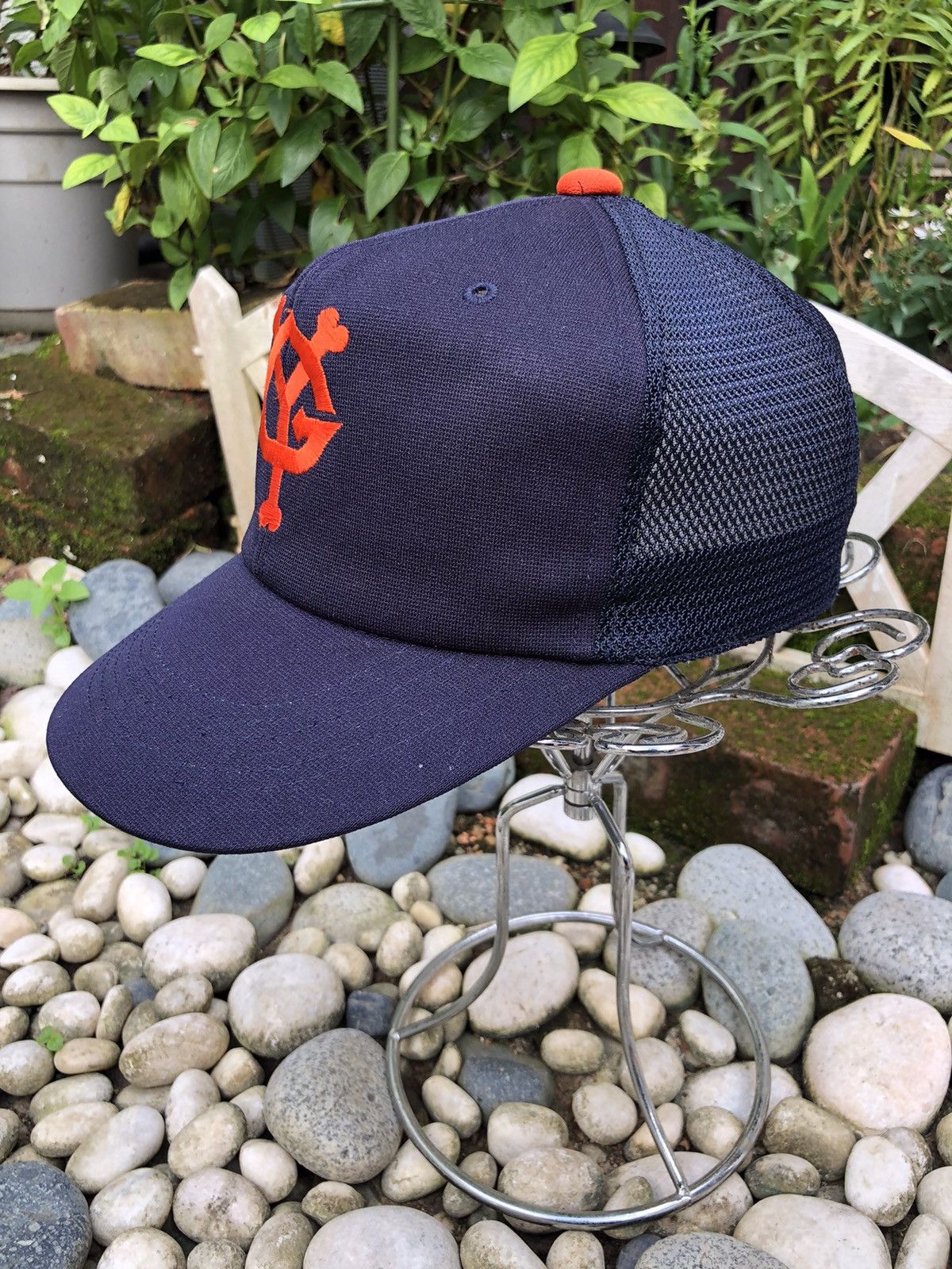 Japanese Brand COMBO TOKYO YOMIURI GIANTS BASEBALL TRUCKERS CAP HAT Size ONE SIZE - 6 Thumbnail