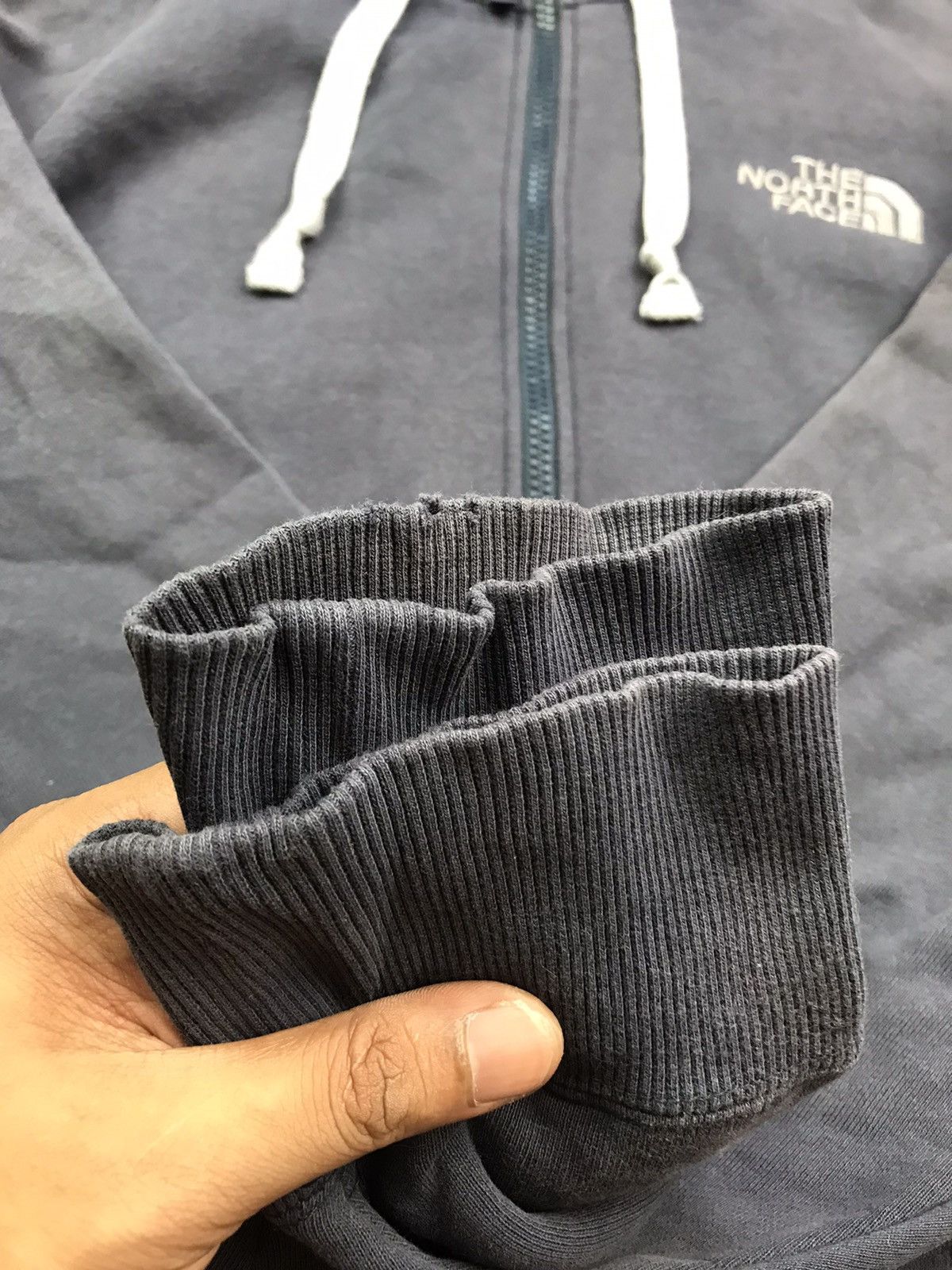 The North Face × Vintage VINTAGE TNF THE NORTH FACE EMBROIDERY HOODED NICE FADED Size US M / EU 48-50 / 2 - 15 Thumbnail