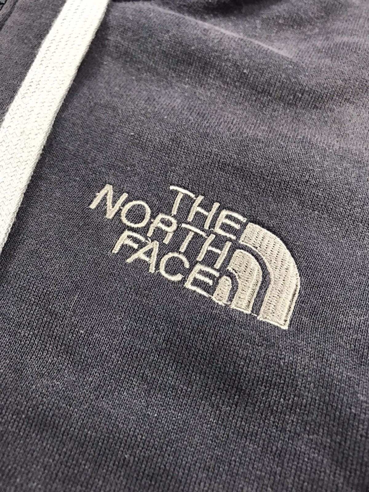The North Face × Vintage VINTAGE TNF THE NORTH FACE EMBROIDERY HOODED NICE FADED Size US M / EU 48-50 / 2 - 6 Thumbnail