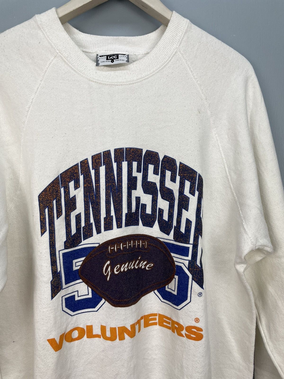 Vintage Vintage 90s Tennessee NFL volunteer sweatshirt Size US L / EU 52-54 / 3 - 3 Thumbnail