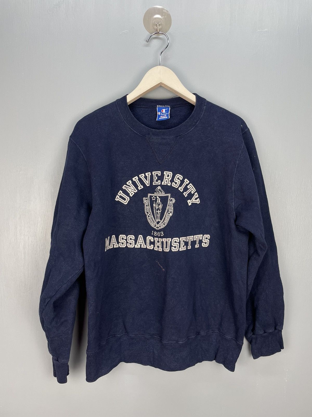 Champion Vintage 80s University Massachusetts sweatshirt v neck Size US M / EU 48-50 / 2 - 1 Thumbnail