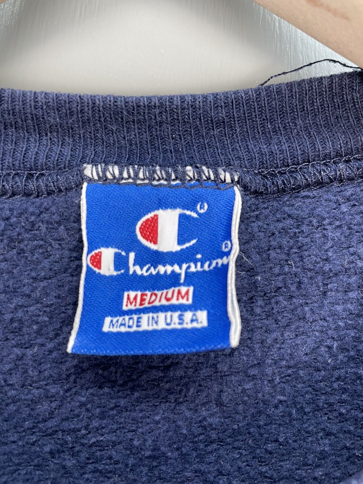 Champion Vintage 80s University Massachusetts sweatshirt v neck Size US M / EU 48-50 / 2 - 5 Thumbnail
