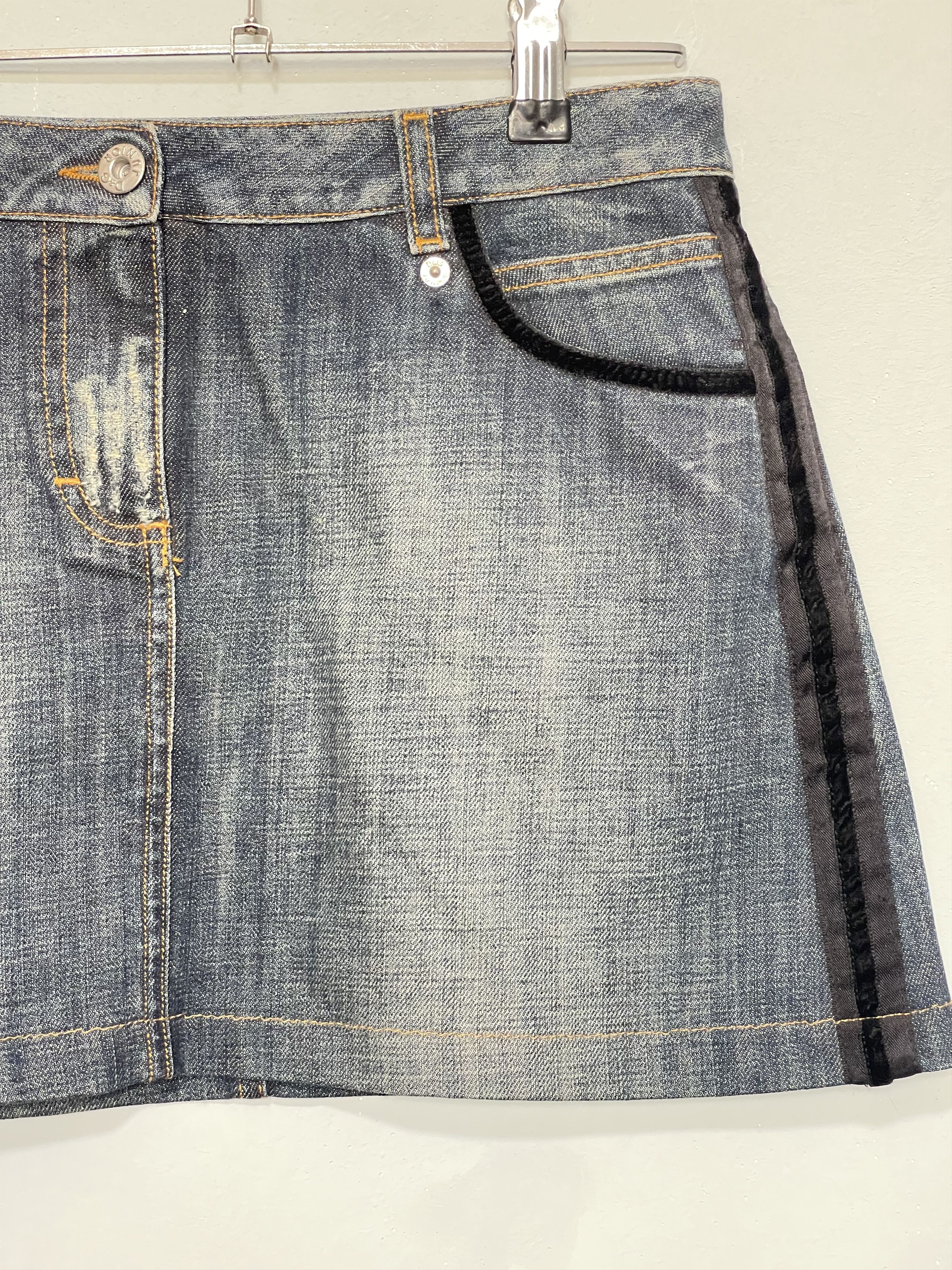 Dolce & Gabbana Denim skirt dolce gabbana women xs 14 years d&g Size 26" / US 2 / IT 38 - 3 Thumbnail
