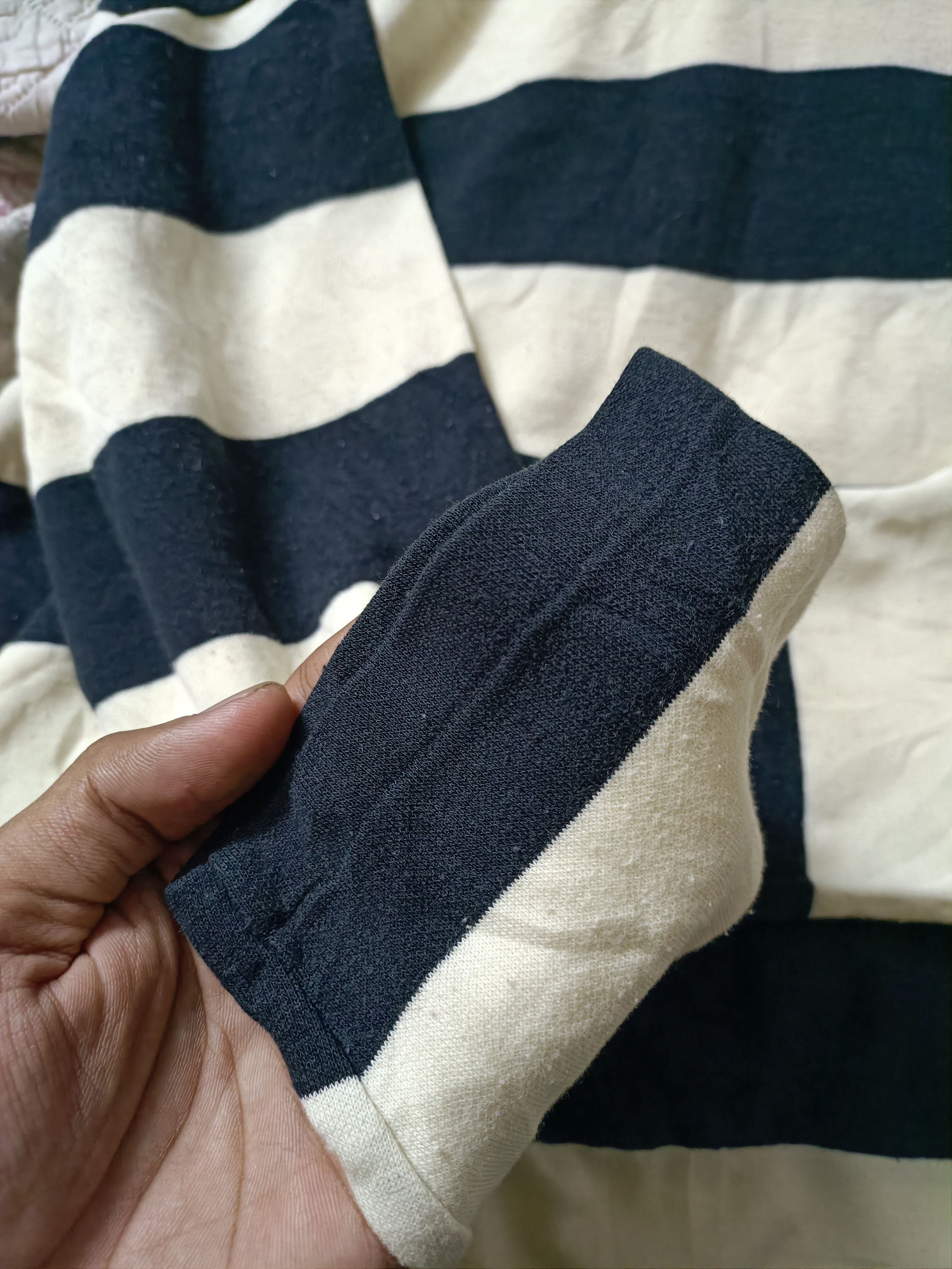 Designer × Issey Miyake × Japanese Brand Vintage Issey Miyake Black White Stripe Sweatshirt Size US M / EU 48-50 / 2 - 4 Thumbnail