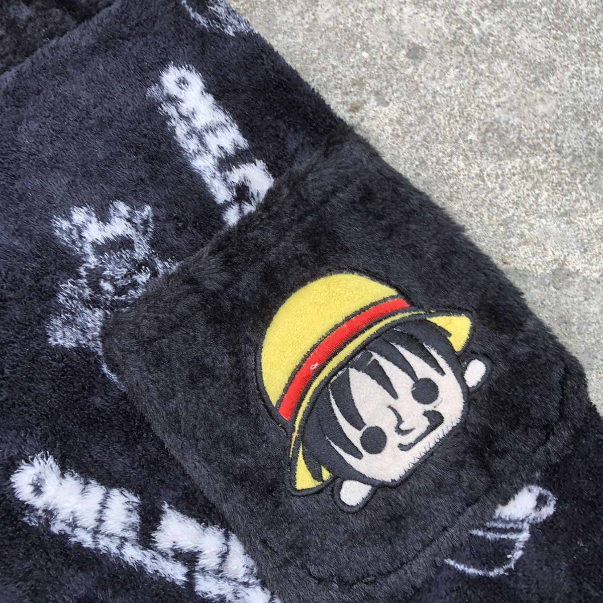 Anime × Japanese Brand × One Piece 🔥Rare🔥🇯🇵One Piece Embroidery Sherpa Fleece Outdoor Vests Size US S / EU 44-46 / 1 - 5 Thumbnail