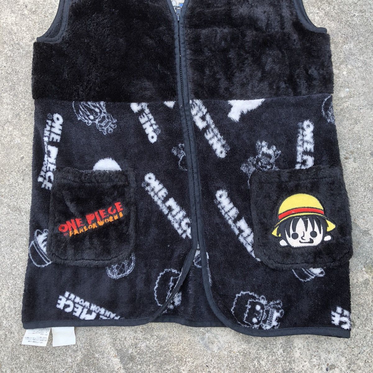 Anime × Japanese Brand × One Piece 🔥Rare🔥🇯🇵One Piece Embroidery Sherpa Fleece Outdoor Vests Size US S / EU 44-46 / 1 - 3 Thumbnail