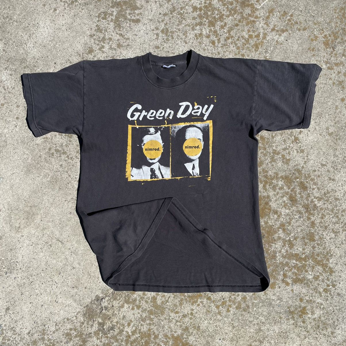 Vintage Vintage 90’s GREEN DAY Nimrod Tour 1997T-shirt Size US L / EU 52-54 / 3 - 2 Thumbnail